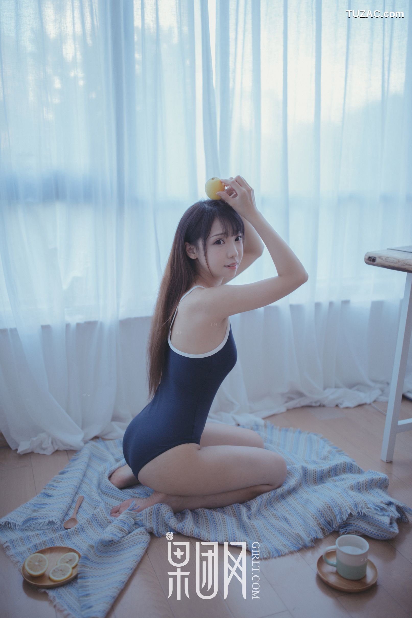 GIRLT果团网-熊川纪信-028-水花花不是水哗哗-邻家小妹陪你吃早餐