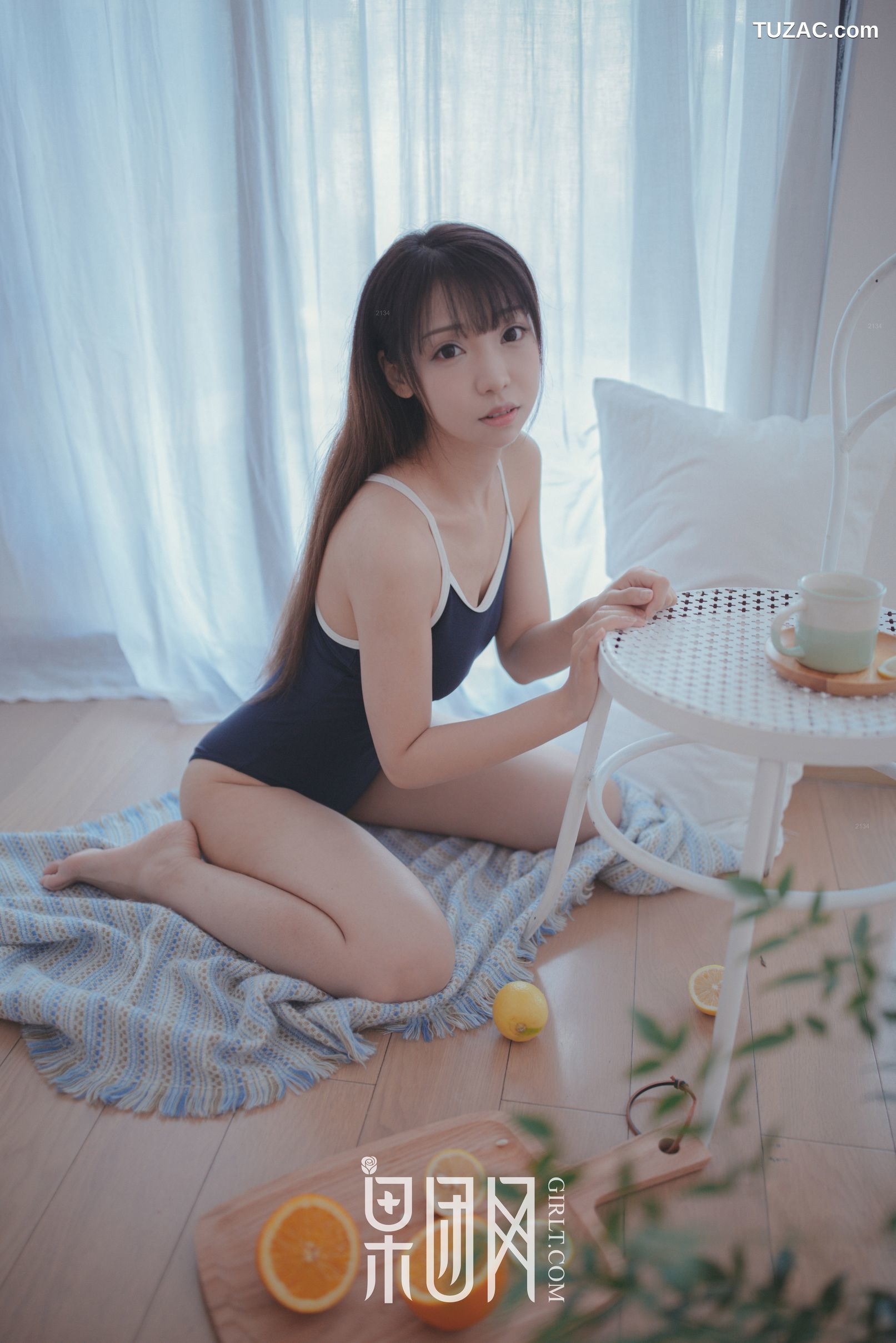 GIRLT果团网-熊川纪信-028-水花花不是水哗哗-邻家小妹陪你吃早餐