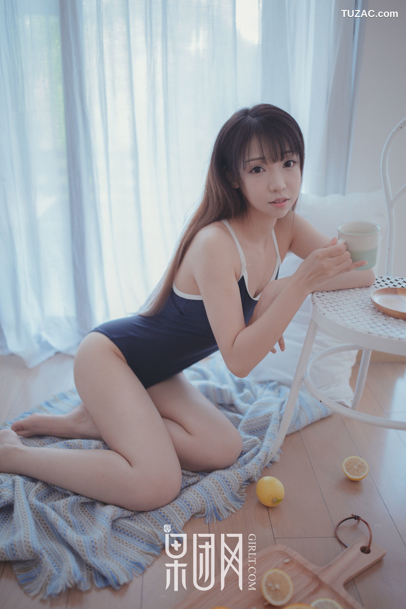 GIRLT果团网-熊川纪信-028-水花花不是水哗哗-邻家小妹陪你吃早餐