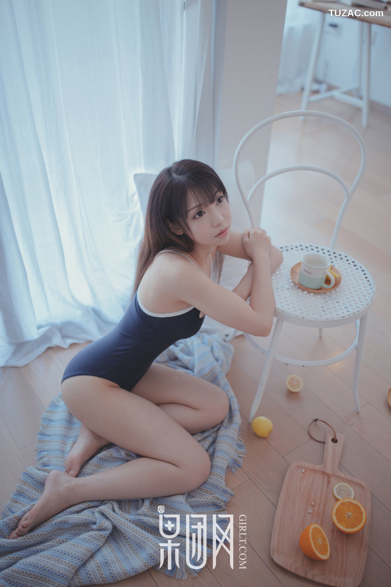 GIRLT果团网-熊川纪信-028-水花花不是水哗哗-邻家小妹陪你吃早餐