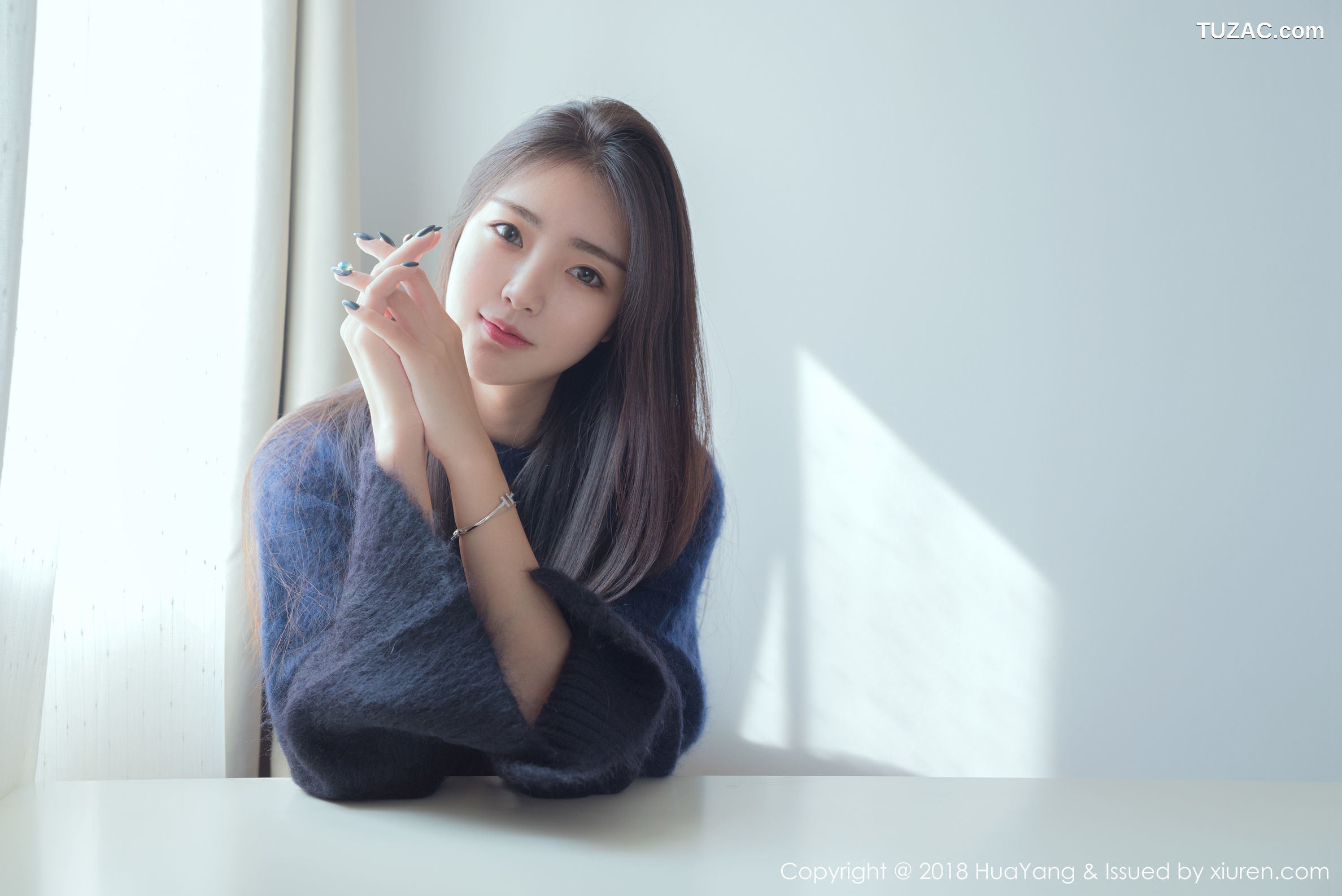 HuaYang花漾-027-可樂-《毛衣-白衬衫》写真集