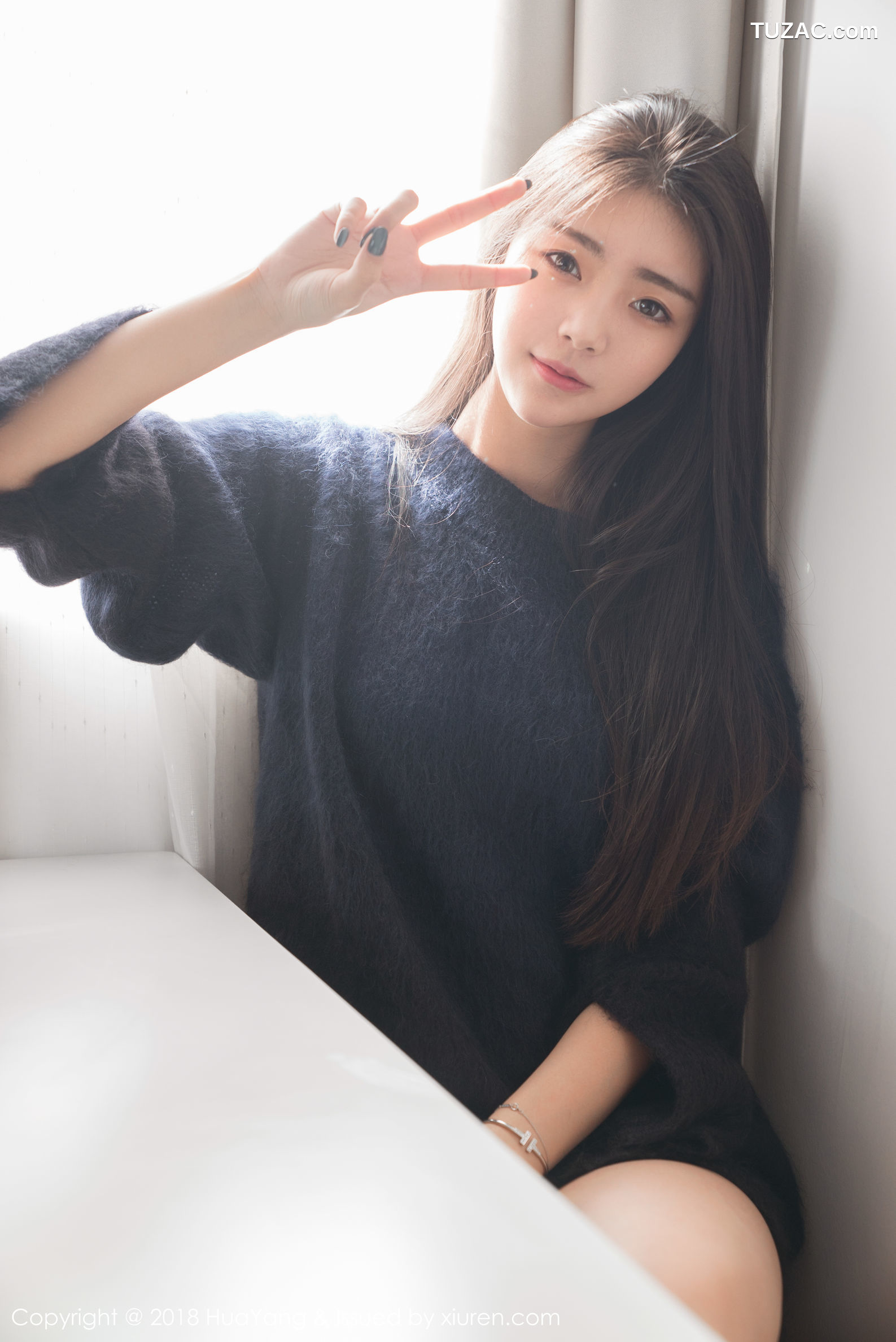 HuaYang花漾-027-可樂-《毛衣-白衬衫》写真集
