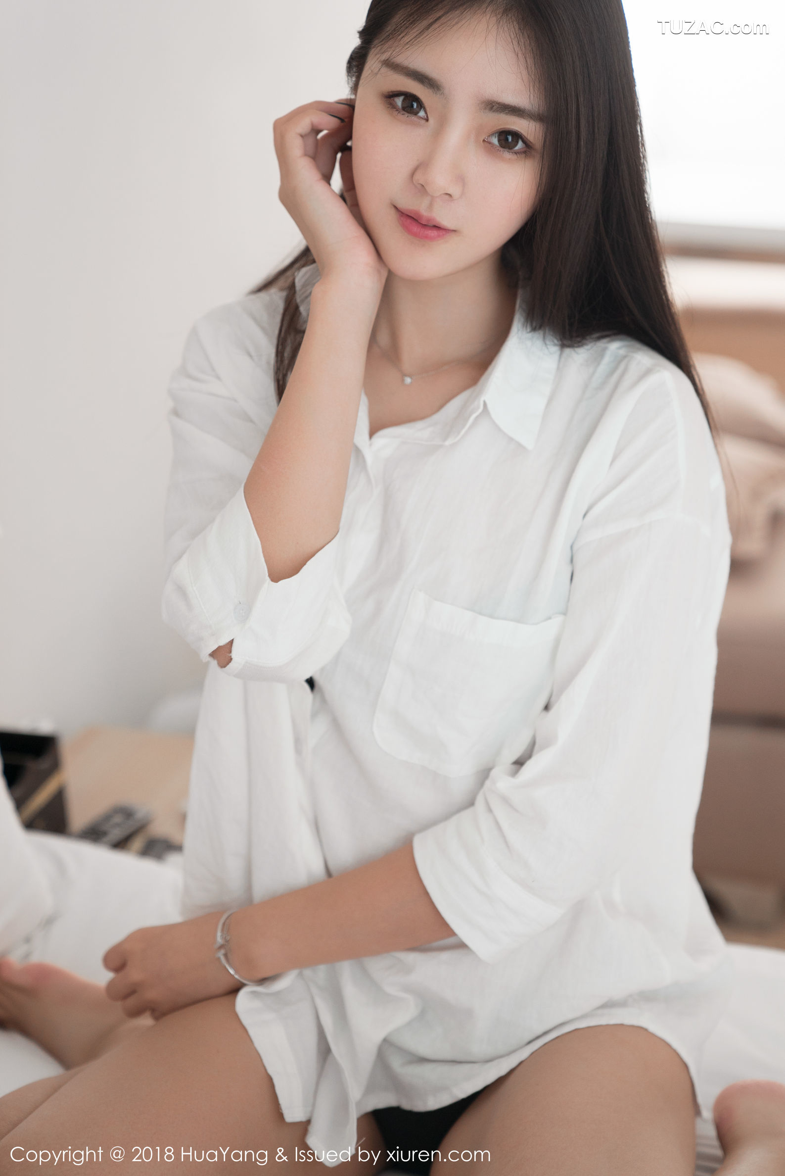 HuaYang花漾-027-可樂-《毛衣-白衬衫》写真集
