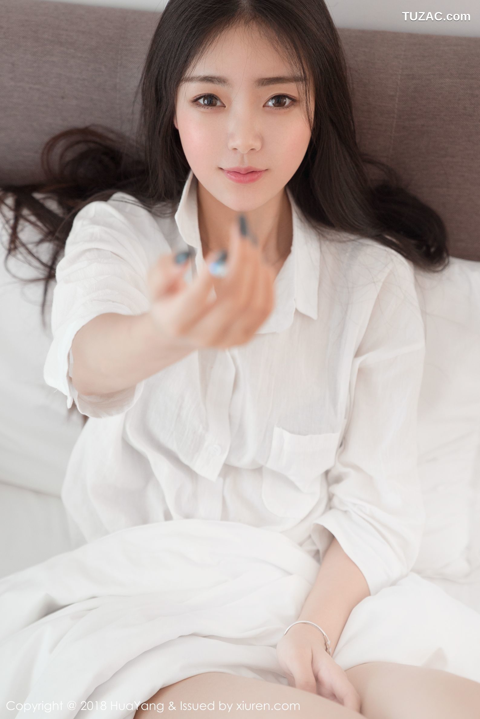 HuaYang花漾-027-可樂-《毛衣-白衬衫》写真集