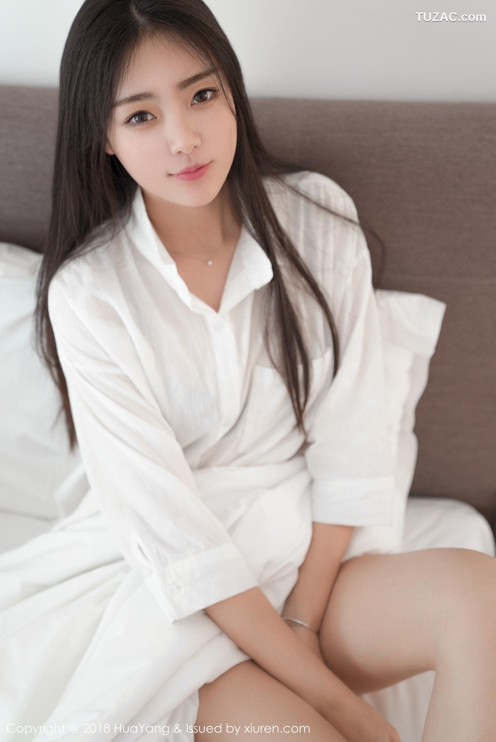 HuaYang花漾-027-可樂-《毛衣-白衬衫》写真集