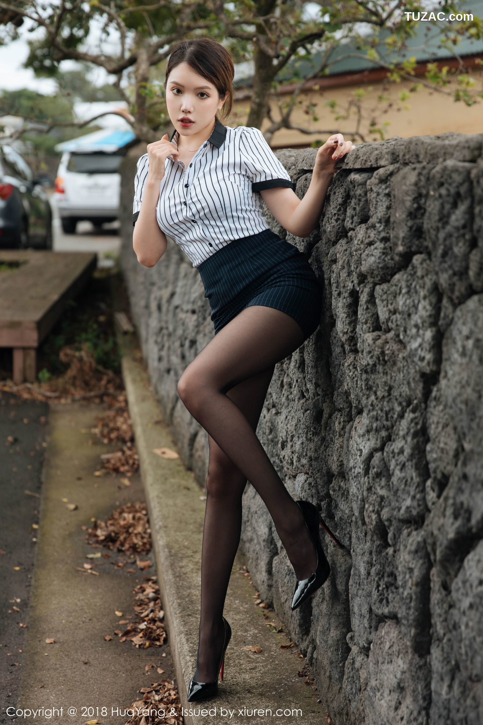 HuaYang花漾-087-黄楽然-《黑丝诱惑精彩呈现》写真集