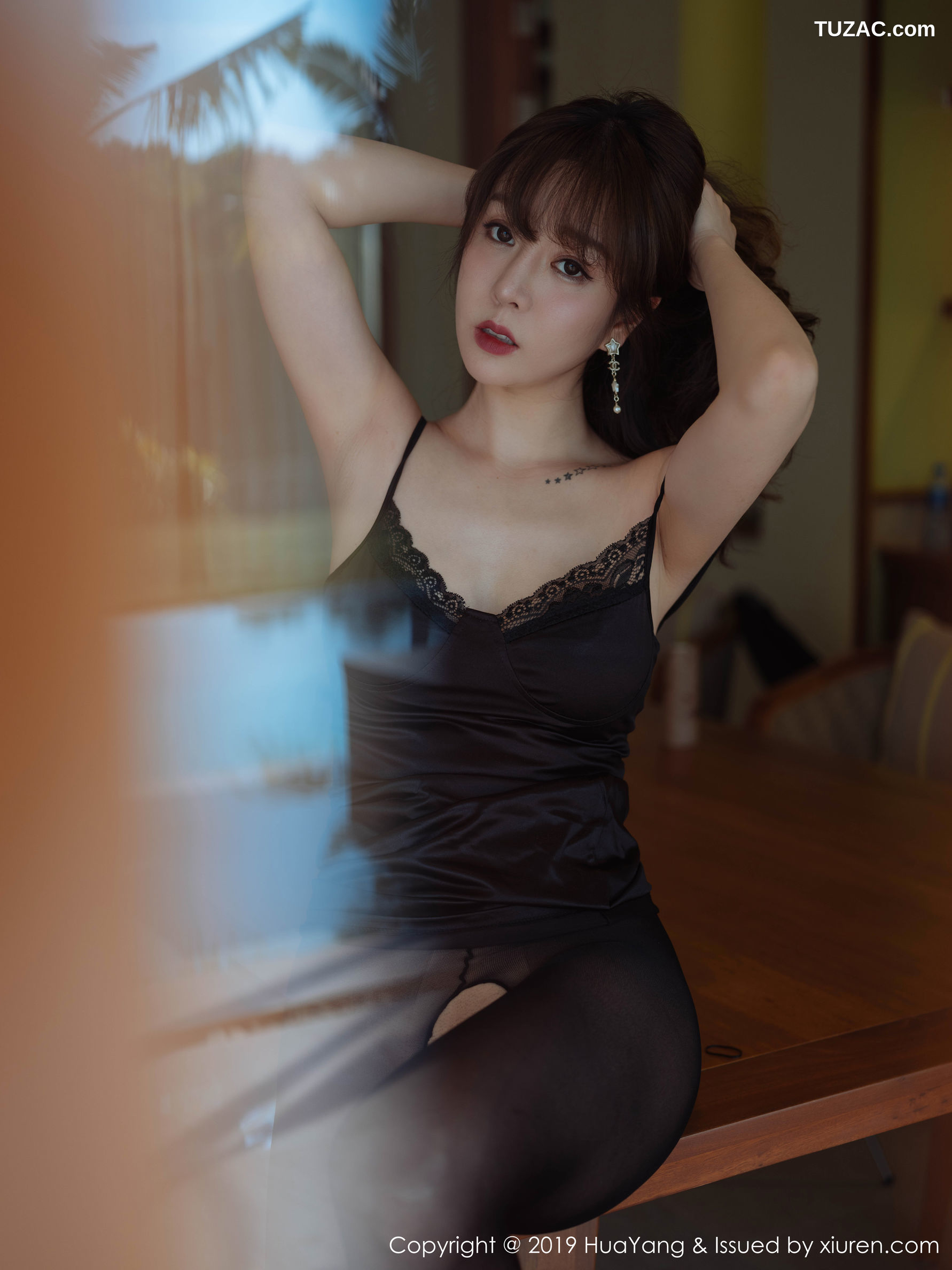 HuaYang花漾-143-王雨纯-《无限的风情和妩媚》写真集