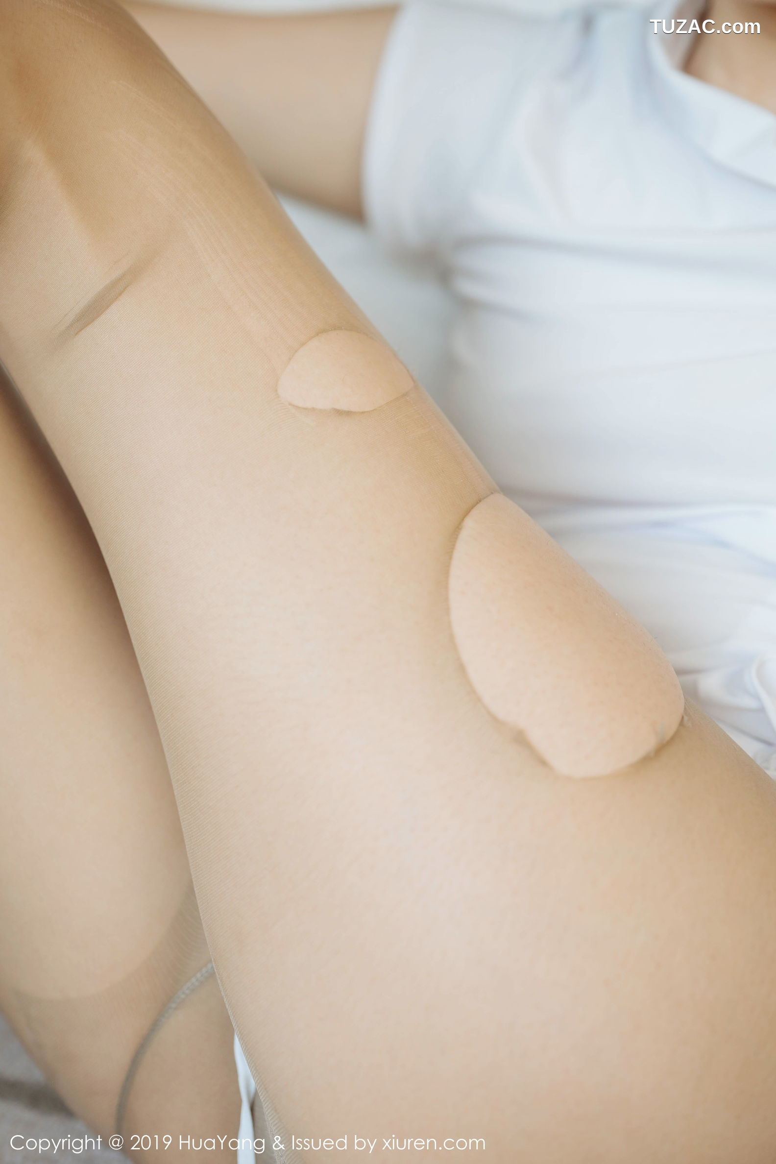 HuaYang花漾-166-艺轩-《护士丝袜魅惑》写真集