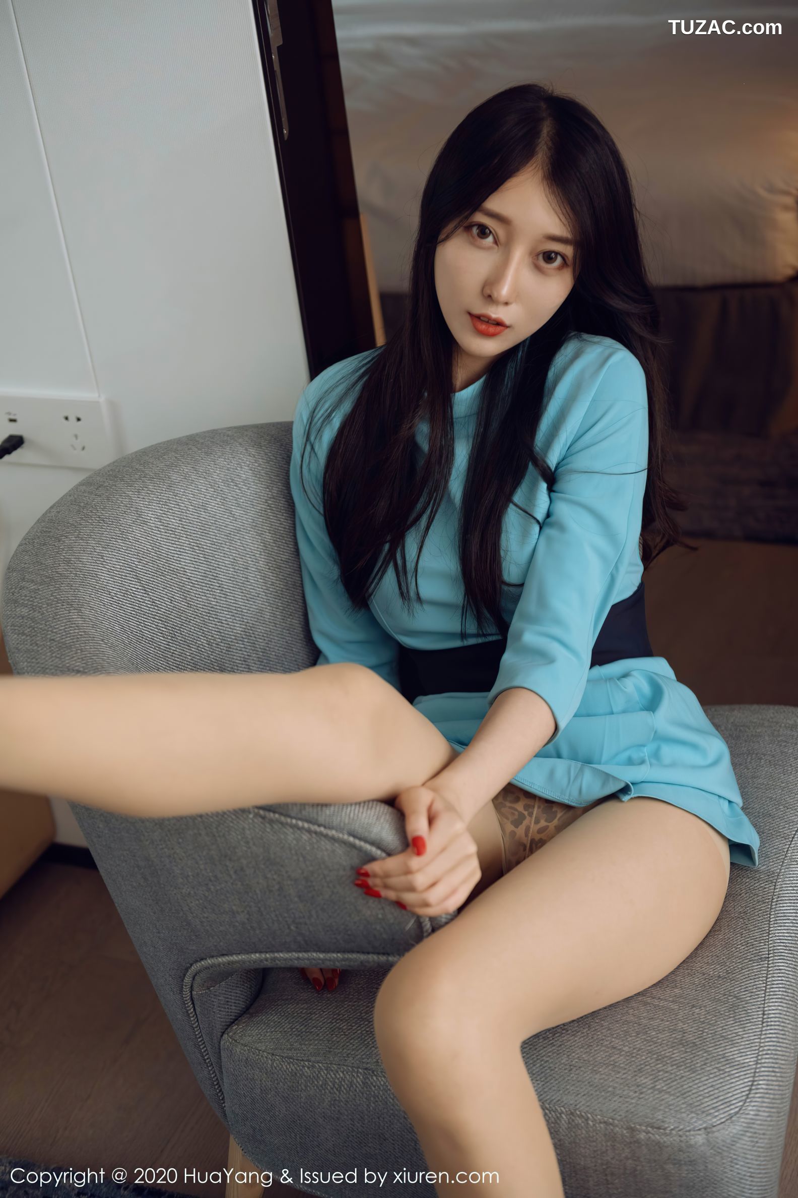 HuaYang花漾-292-丽质模特-玥儿玥er丝袜美腿写真