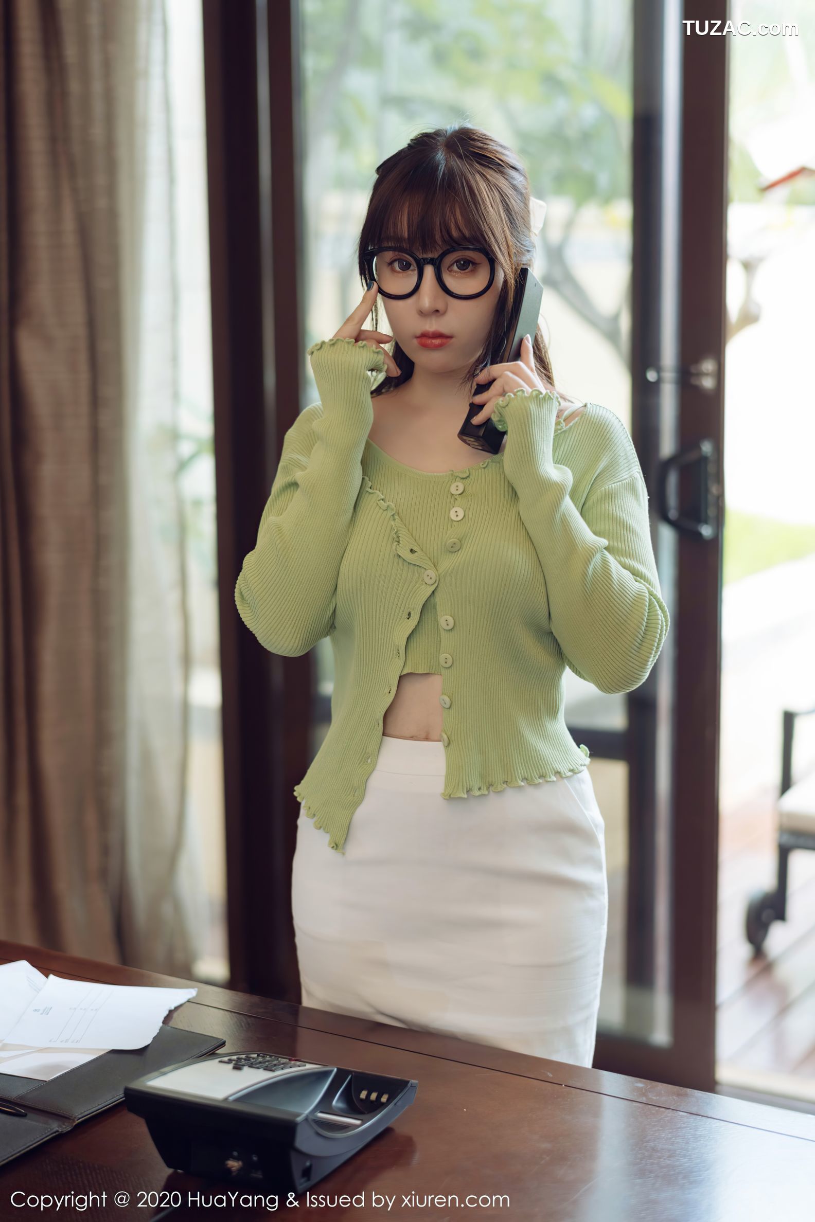 HuaYang花漾-298-王雨纯-总裁vs土气职员