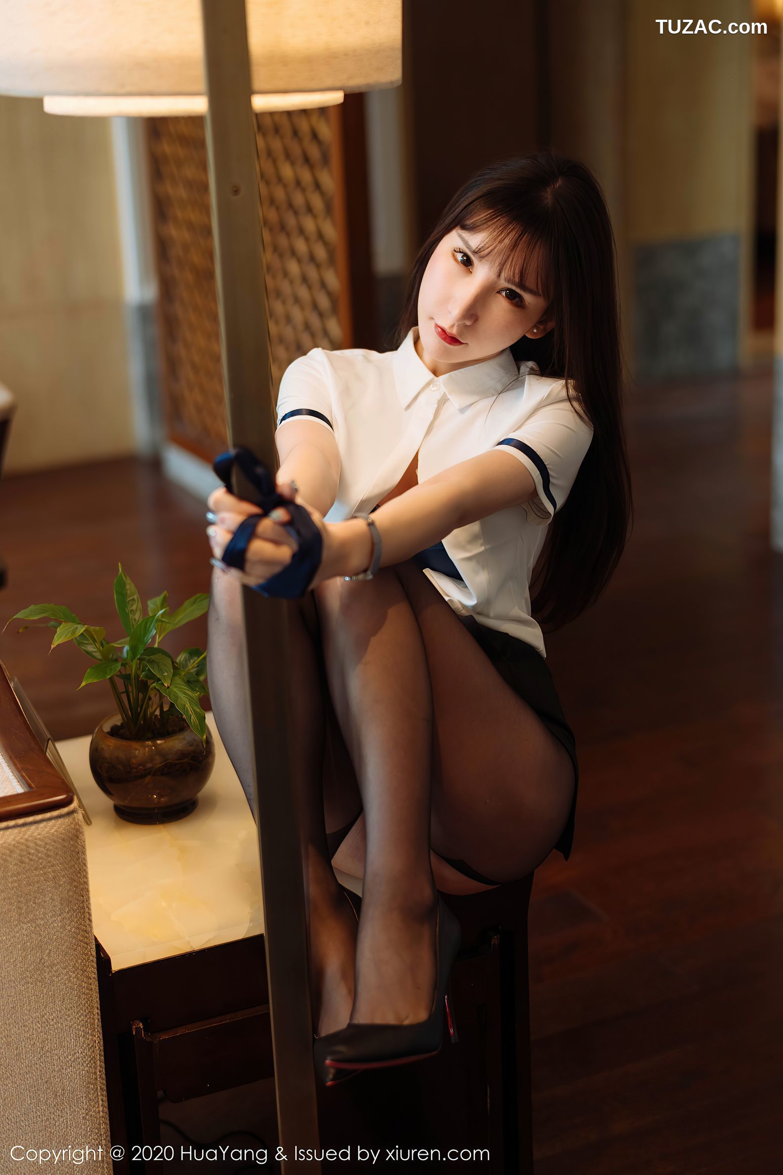HuaYang花漾-312-周于希Sandy-经典的白衬衫黑短裙制服系列