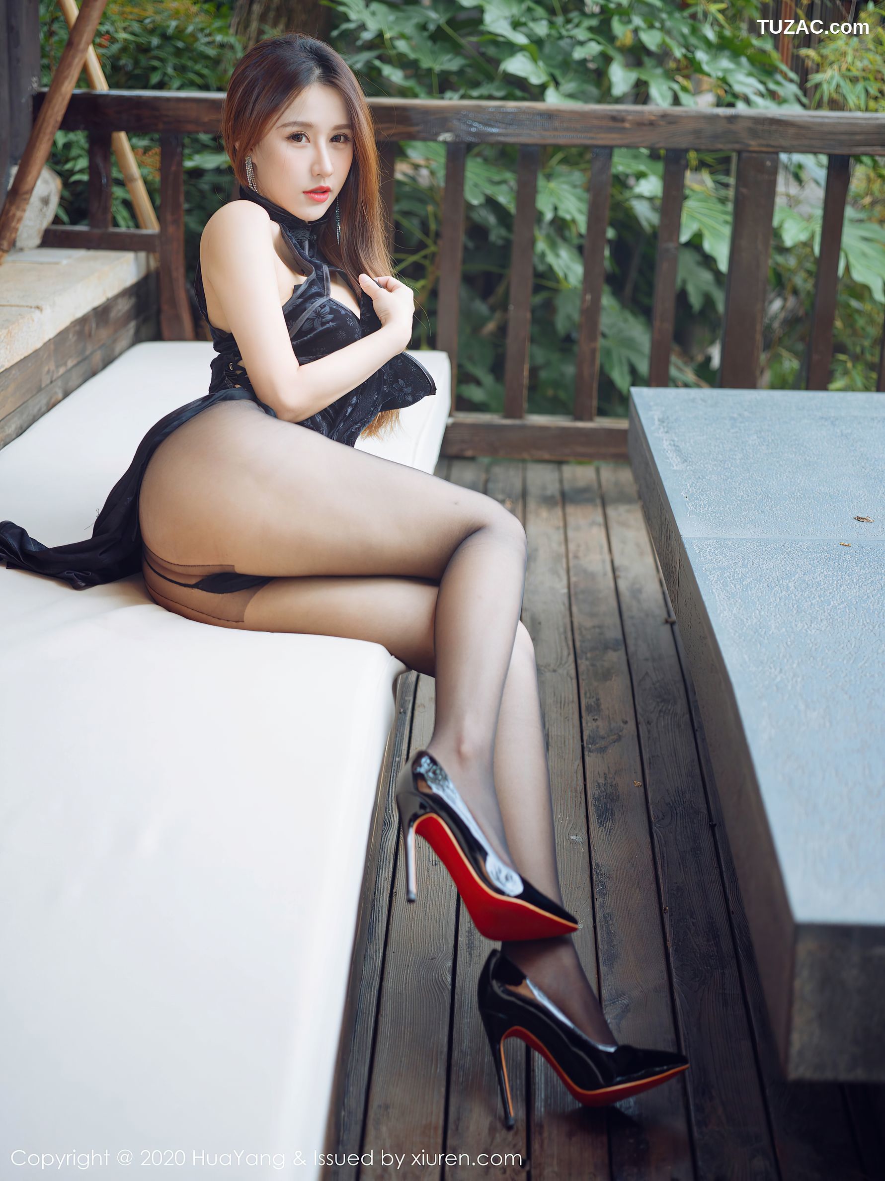 HuaYang花漾-344-徐安安-一袭高开衩的黑丝吊裙