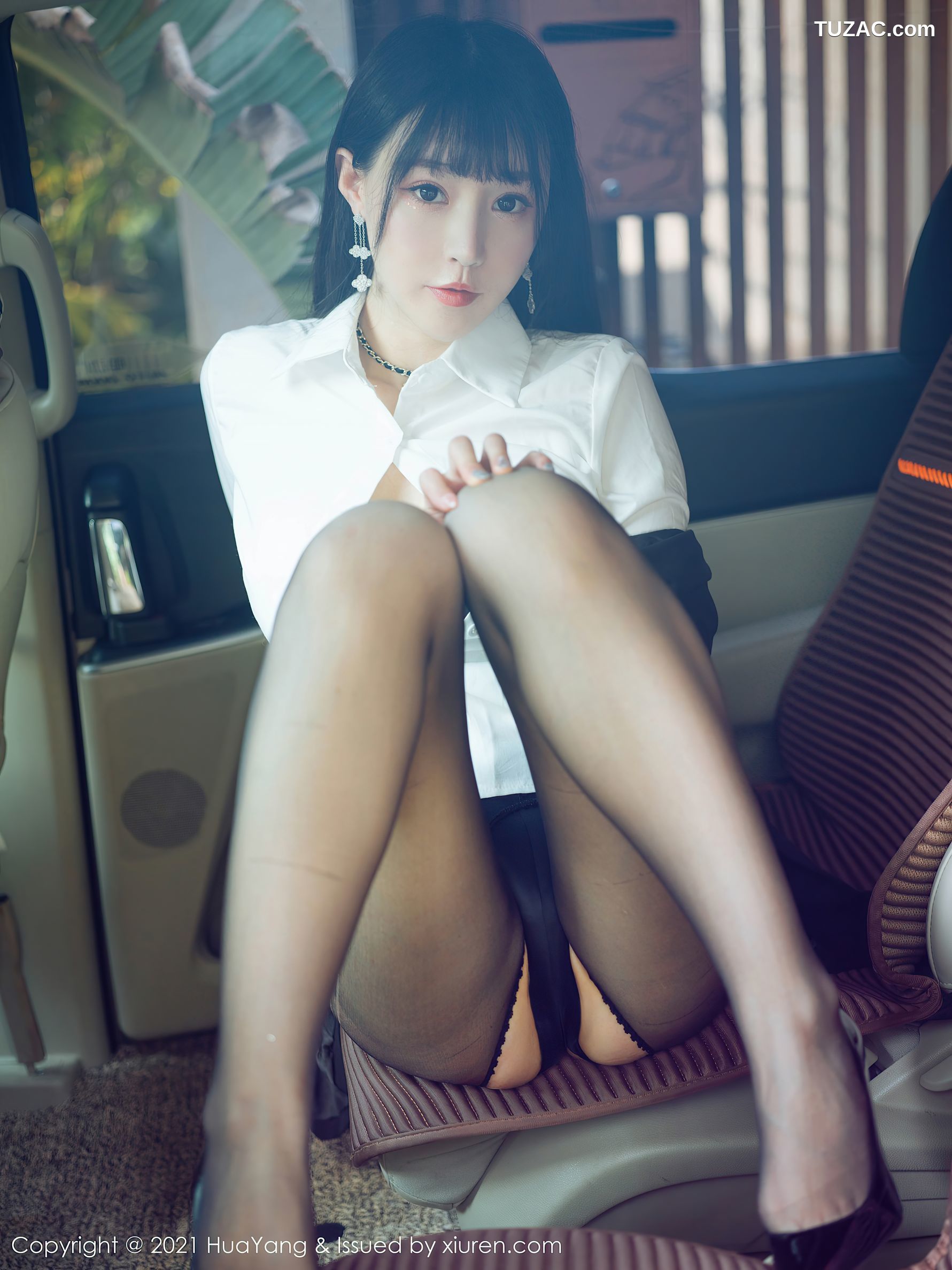 HuaYang花漾-383-朱可儿-OL美女车内爆乳黑丝