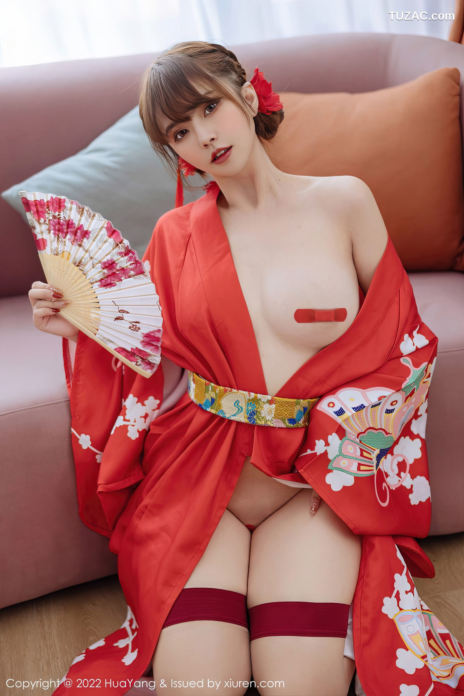 HuaYang花漾-518-张思允-大红汉服真空