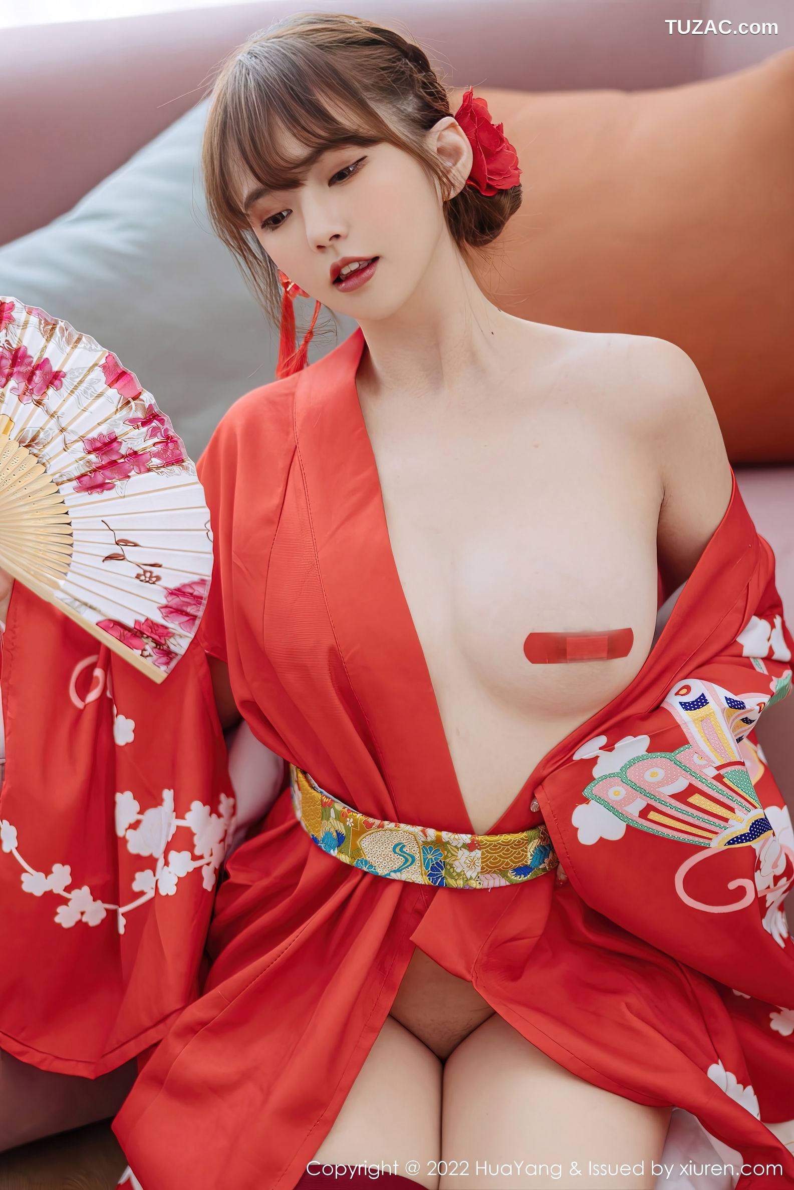 HuaYang花漾-518-张思允-大红汉服真空