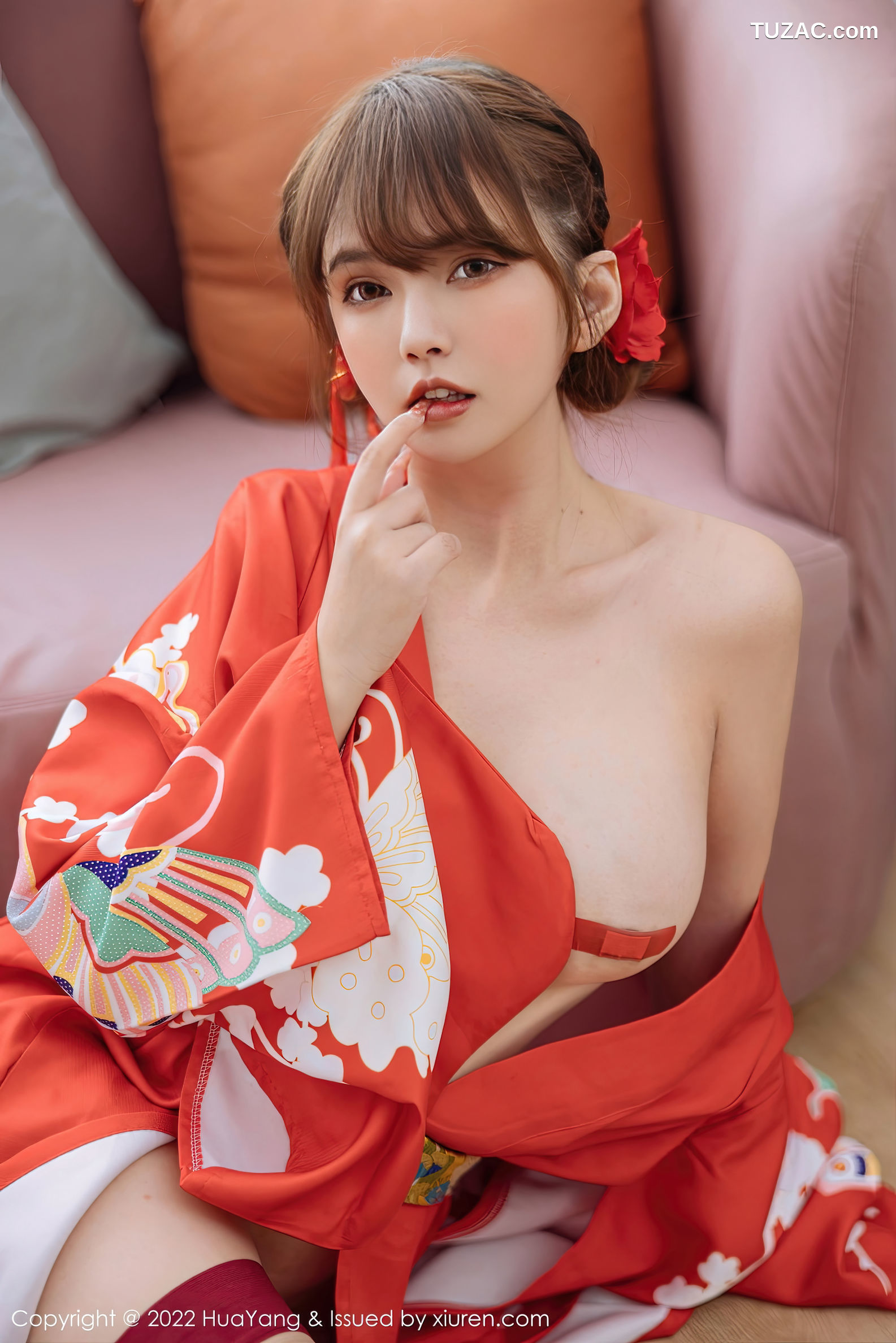 HuaYang花漾-518-张思允-大红汉服真空