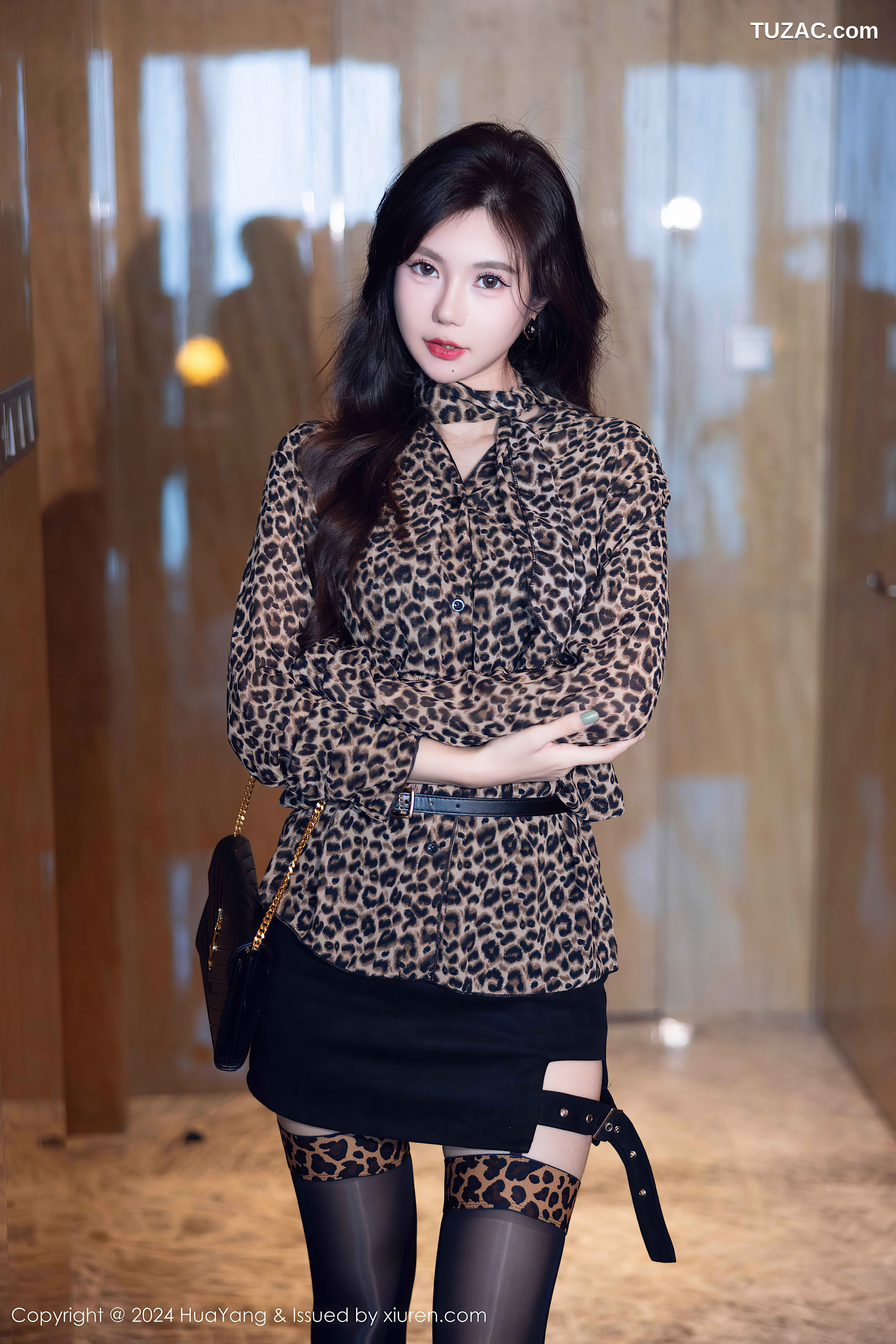 HuaYang花漾-617-绮里嘉ula-豹纹外套黑短裙黑蕾丝内衣黑丝-2024.11.08