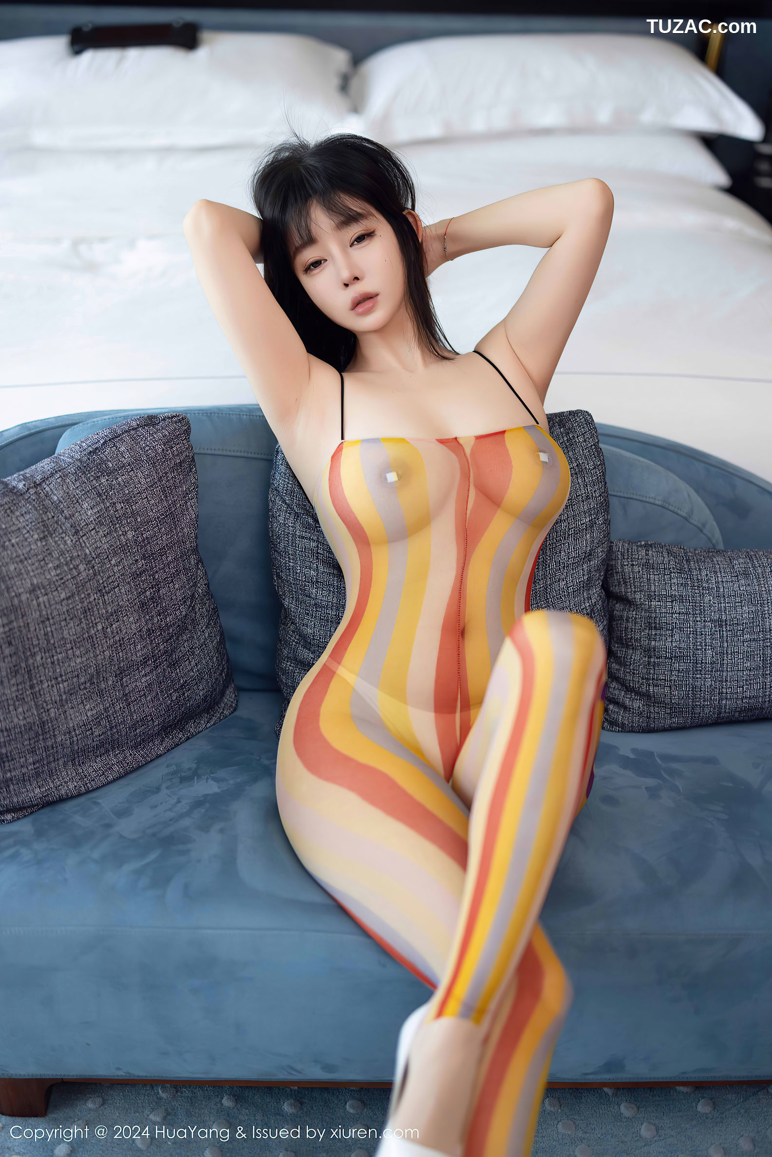 HuaYang花漾-622-王雨纯-彩色条纹轻透薄纱连体裤爆乳-2024.12.06