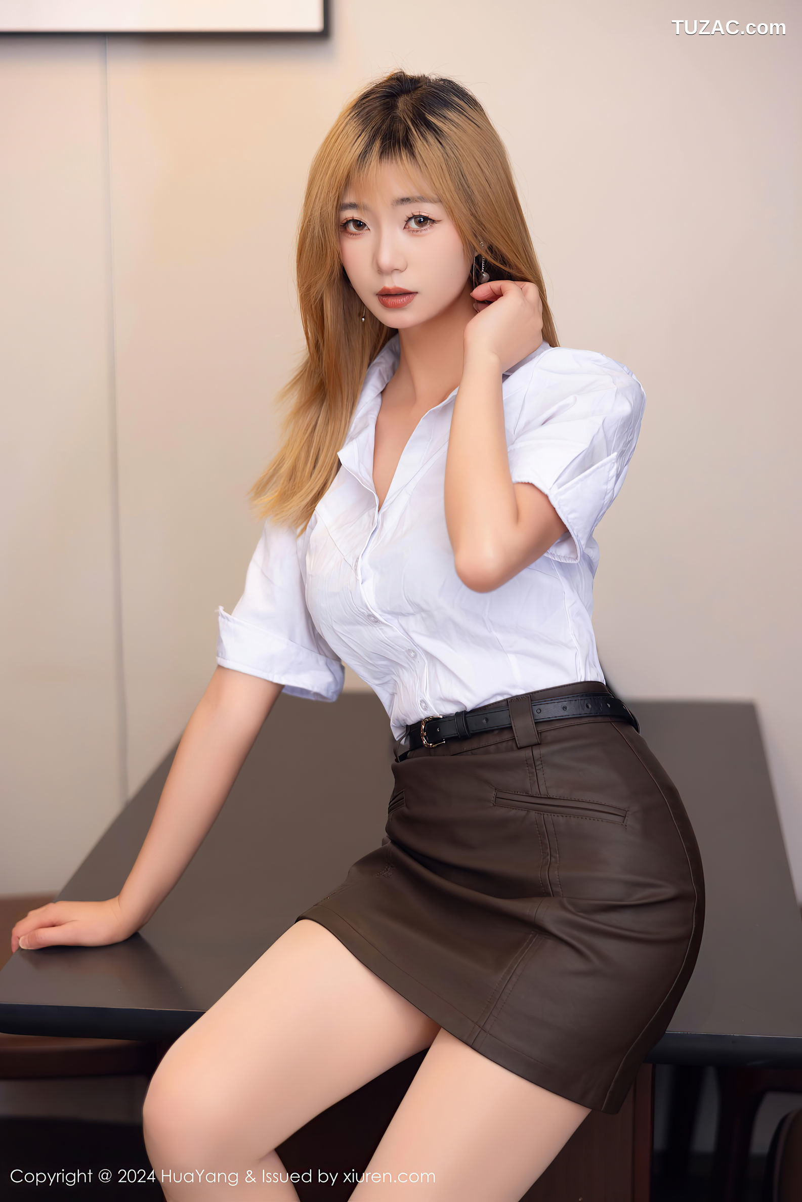 HuaYang花漾-625-宋-kiki-OL白衬衫黑短裙黑色内衣肉丝-2024.12.19