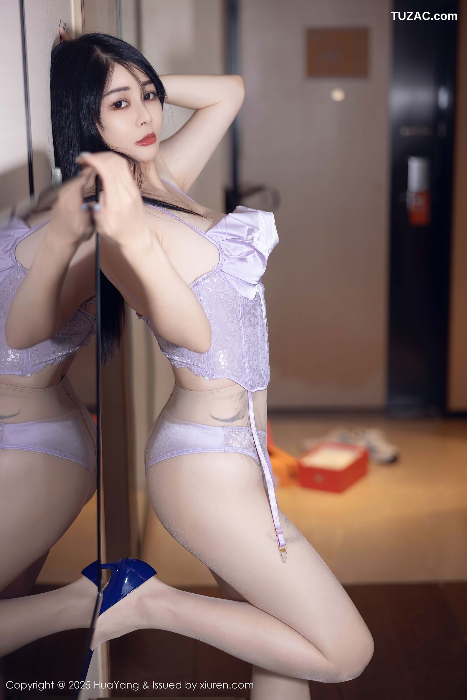 HuaYang花漾-648-凯竹Quinn-银色闪亮裙-紫色情趣内衣-2025.10.21