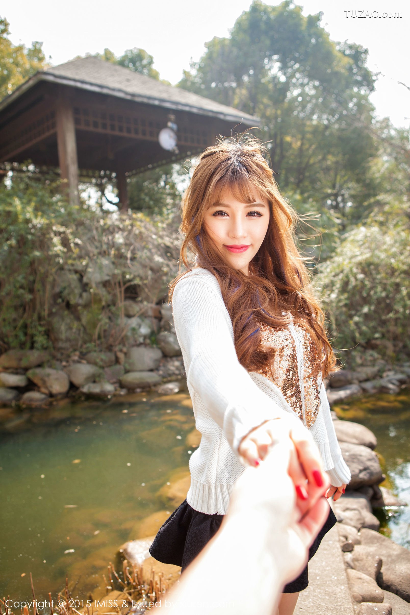 IMiss爱蜜社-012-田老师-宾馆大床上性感内衣