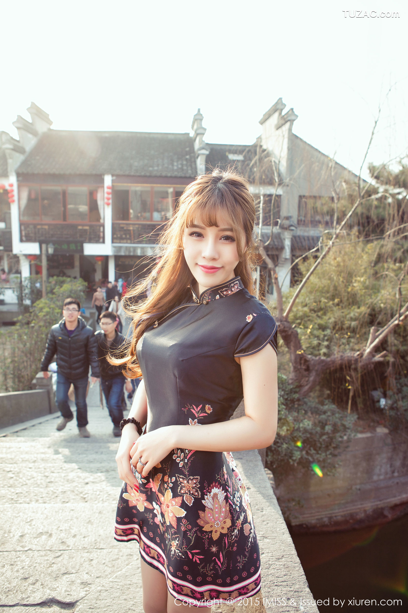 IMiss爱蜜社-012-田老师-宾馆大床上性感内衣