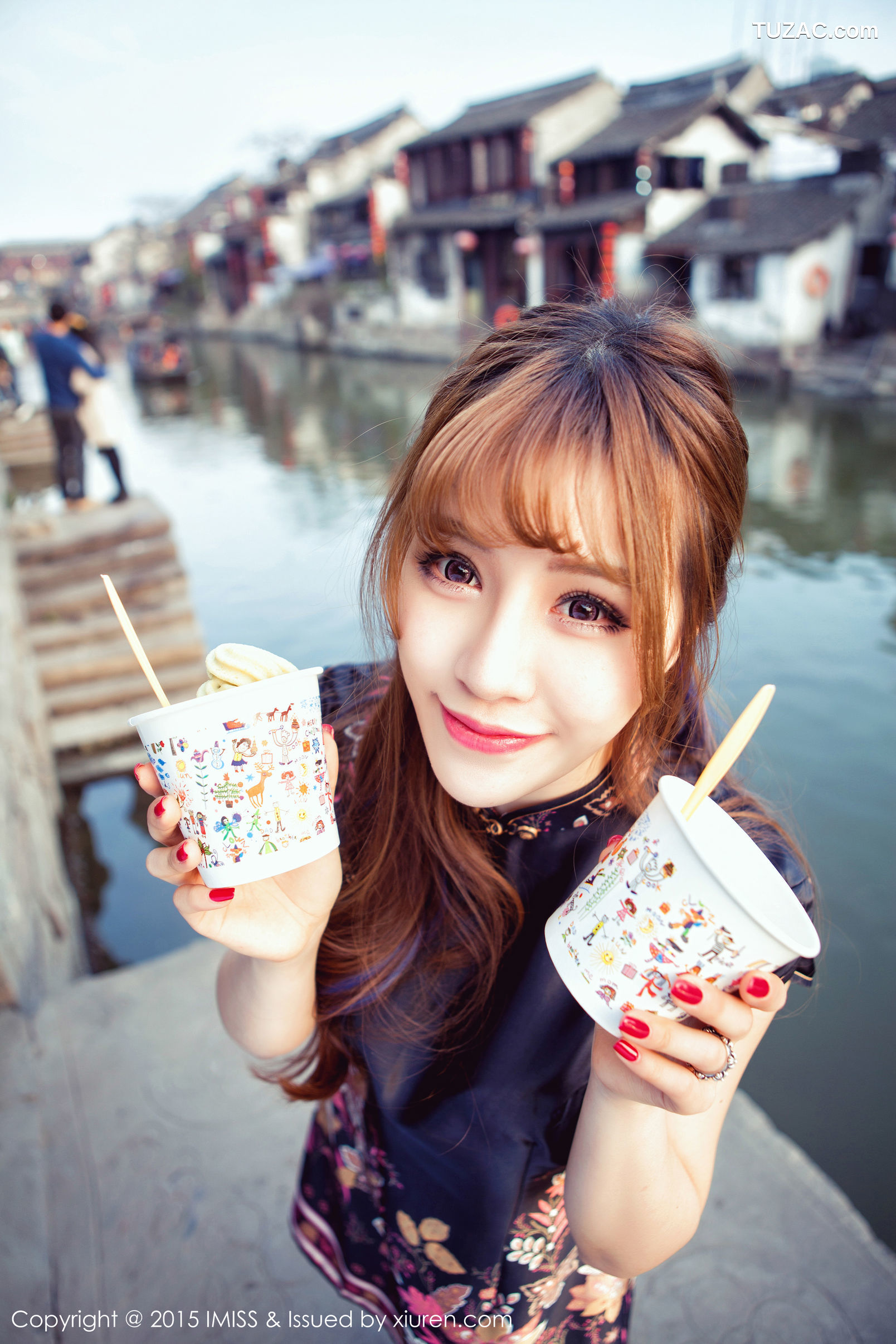 IMiss爱蜜社-012-田老师-宾馆大床上性感内衣