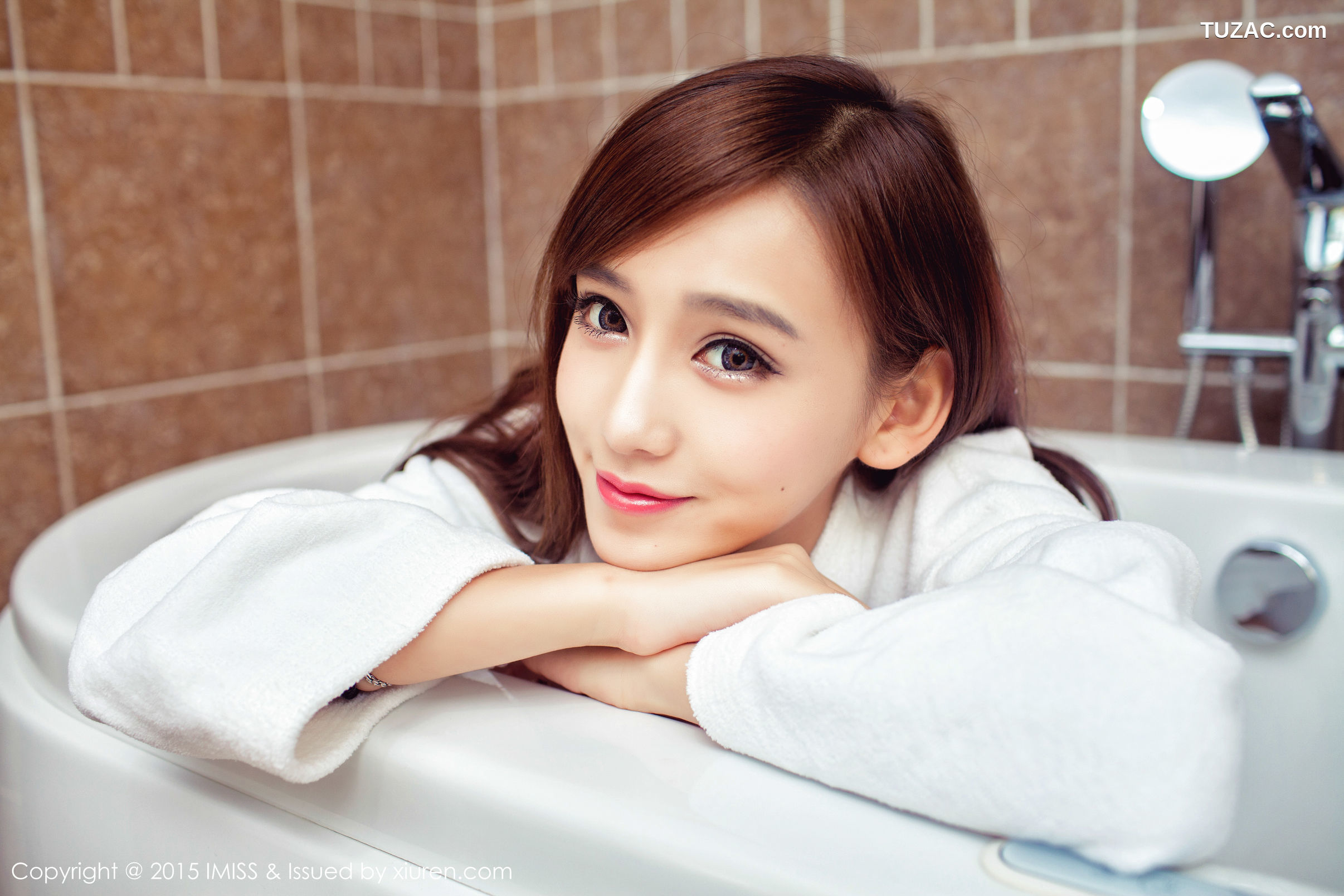 IMiss爱蜜社-040-李玉洁daisy-武汉大别山薄刀峰旅拍