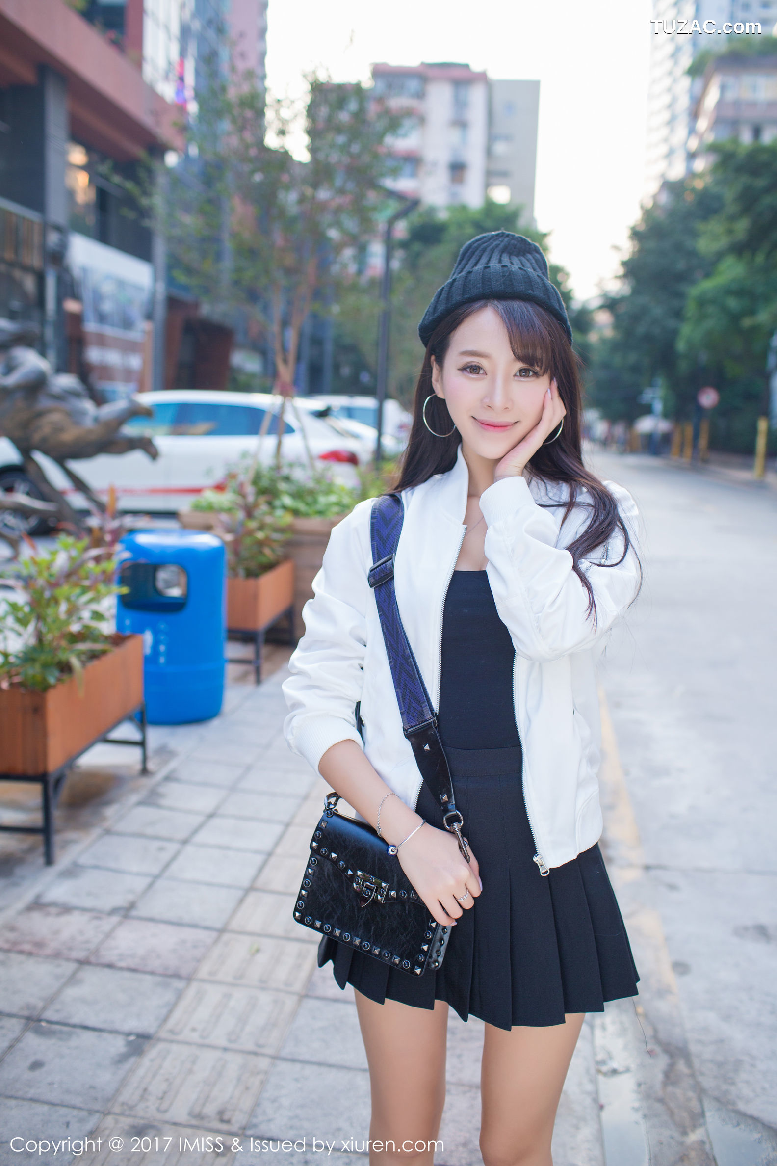 IMiss爱蜜社-163-王曼妮好Q-粉红牛仔吊带裤清新街拍