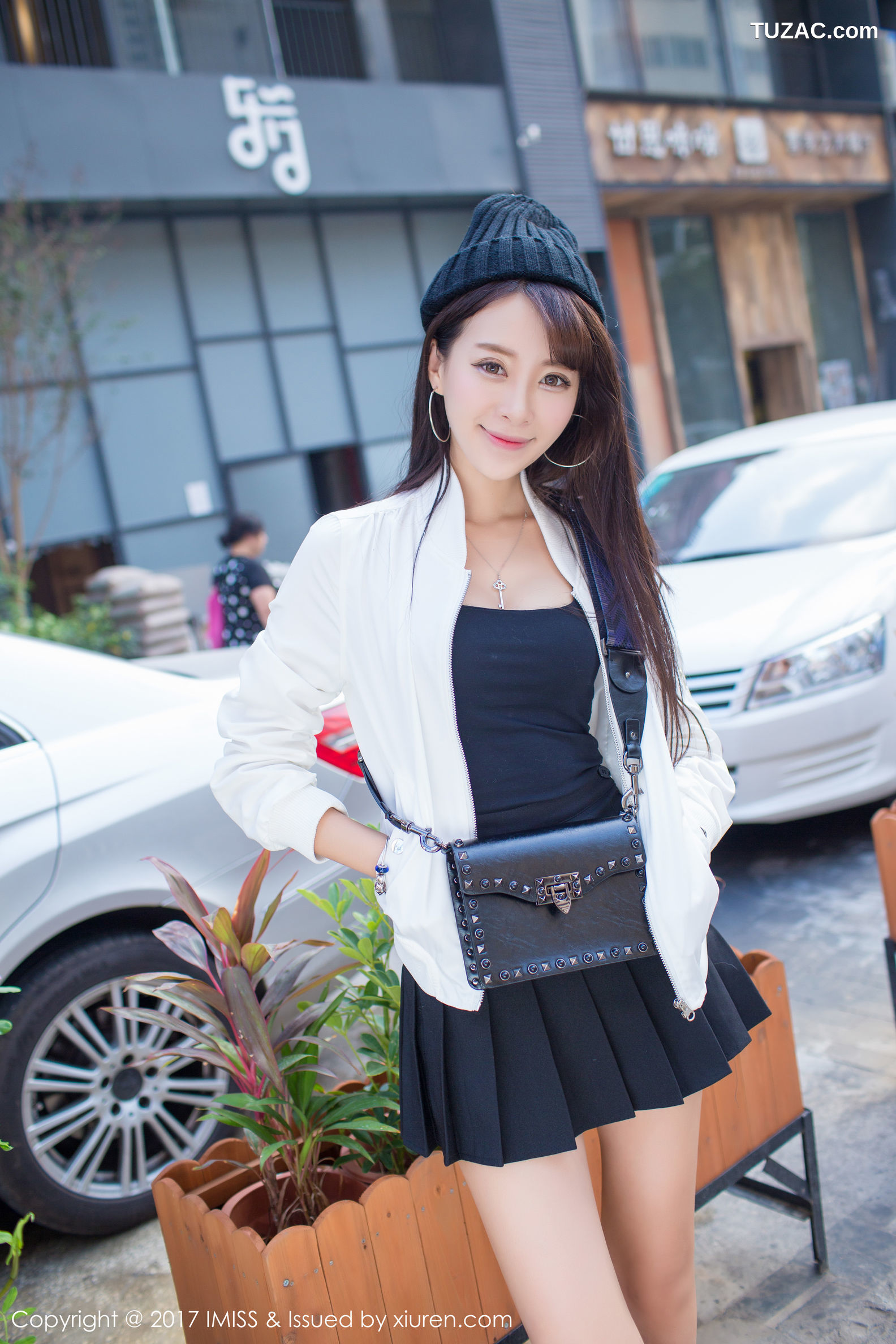 IMiss爱蜜社-163-王曼妮好Q-粉红牛仔吊带裤清新街拍