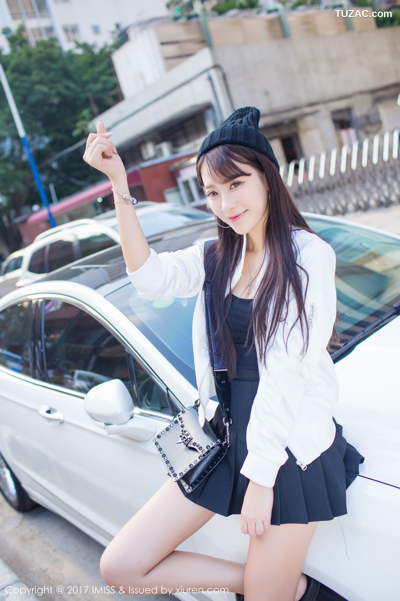 IMiss爱蜜社-163-王曼妮好Q-粉红牛仔吊带裤清新街拍