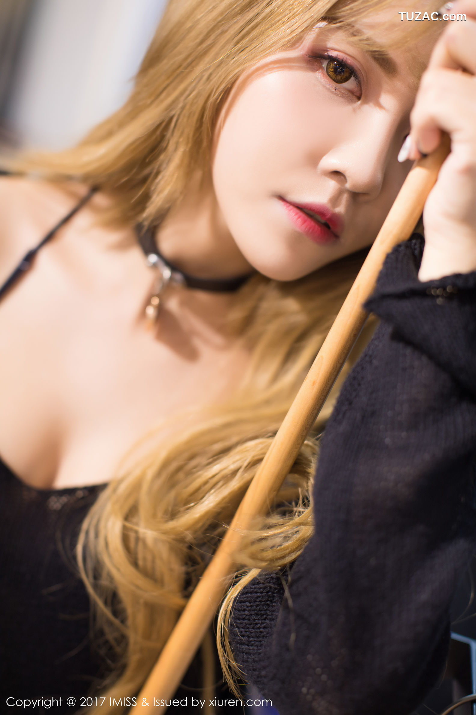 IMiss爱蜜社-172-夏正正-户外运动装如瓷娃娃般美丽