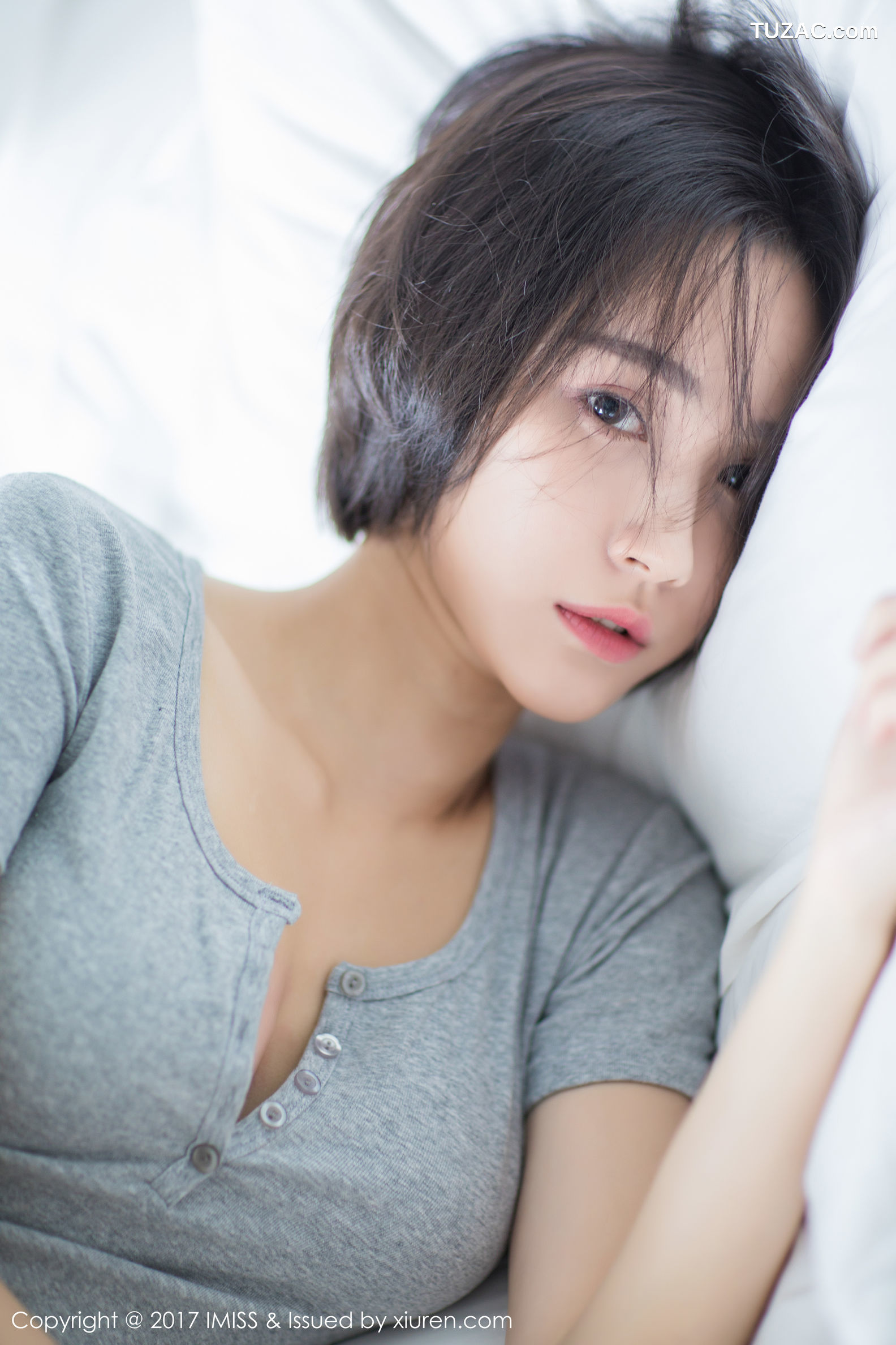 IMiss爱蜜社-178-Livia-清爽蓝色衬衣-白色蕾丝