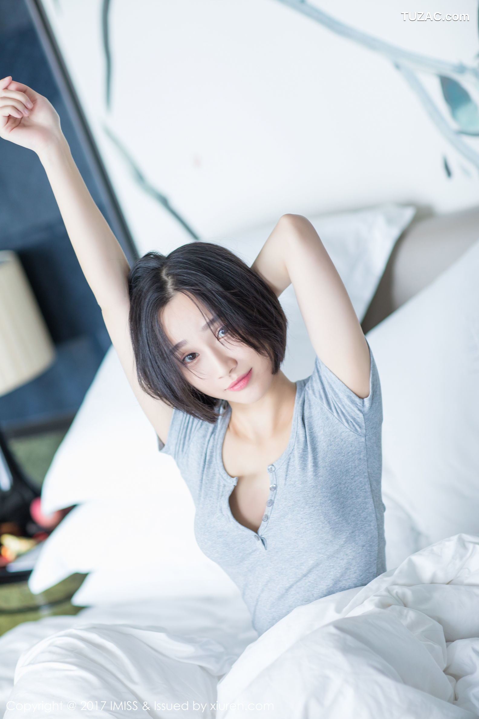IMiss爱蜜社-178-Livia-清爽蓝色衬衣-白色蕾丝