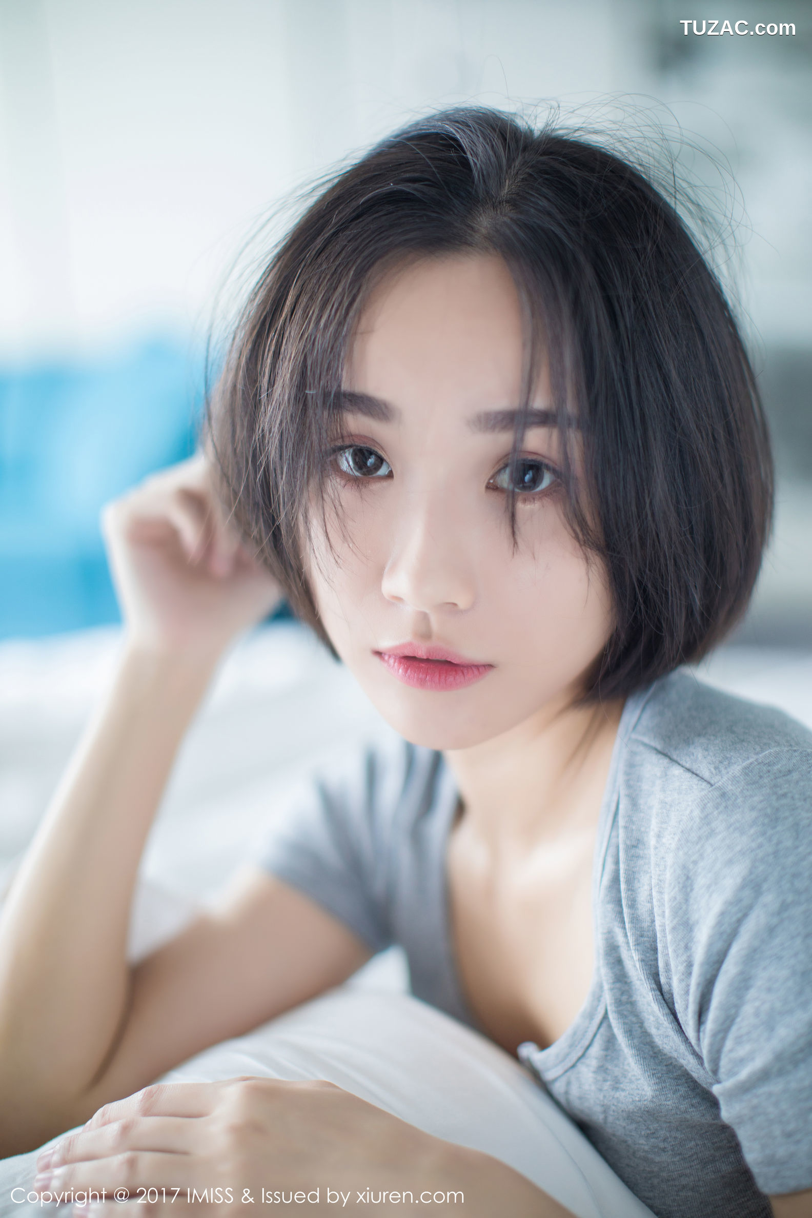 IMiss爱蜜社-178-Livia-清爽蓝色衬衣-白色蕾丝