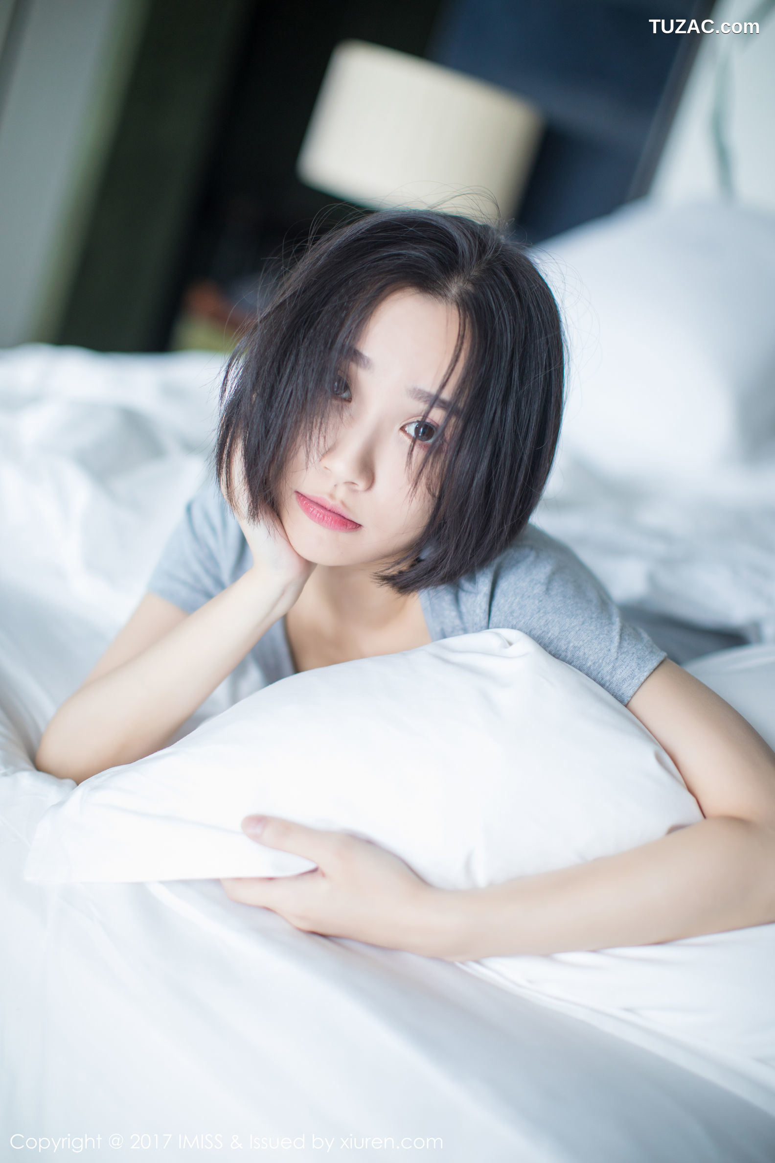 IMiss爱蜜社-178-Livia-清爽蓝色衬衣-白色蕾丝