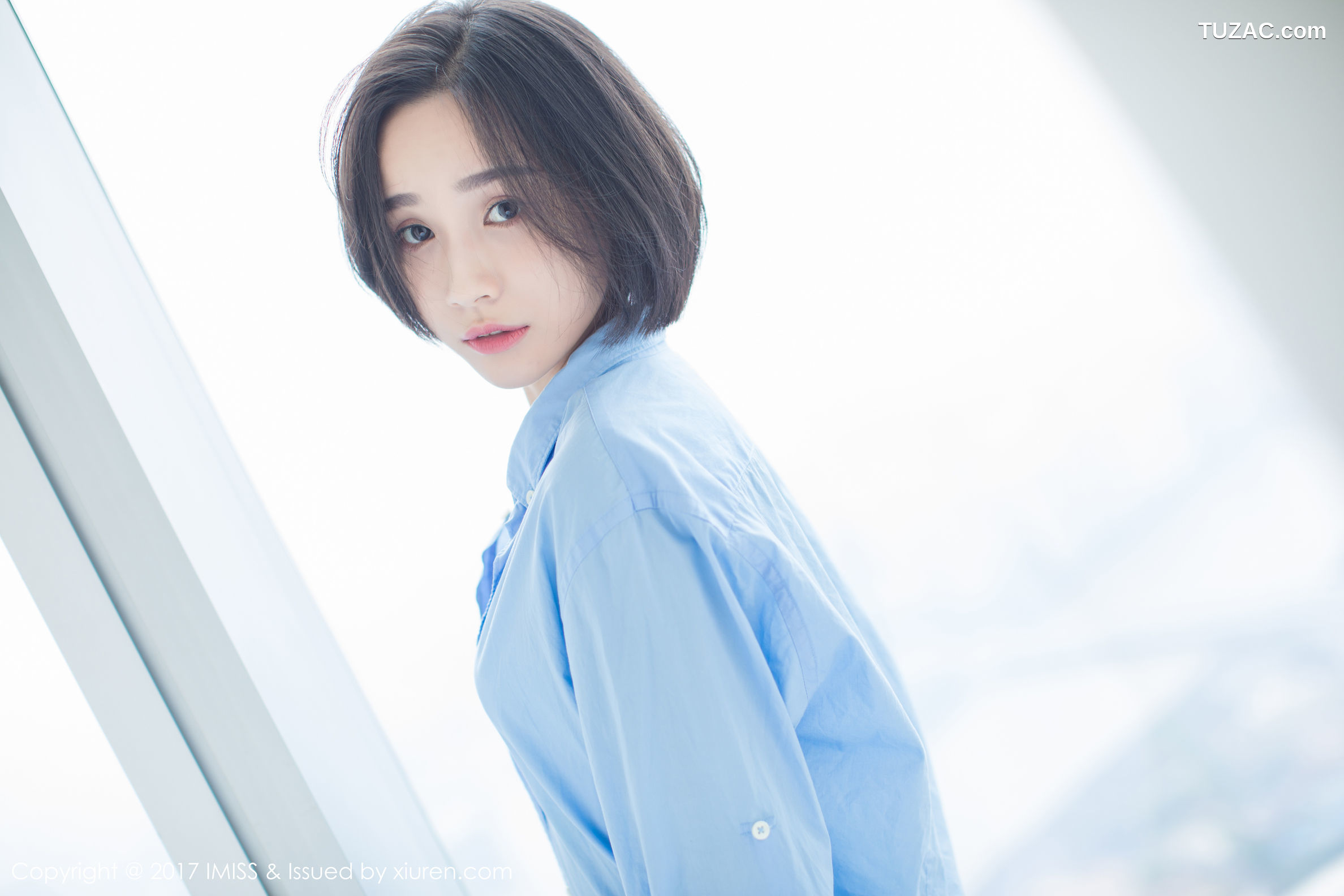 IMiss爱蜜社-178-Livia-清爽蓝色衬衣-白色蕾丝