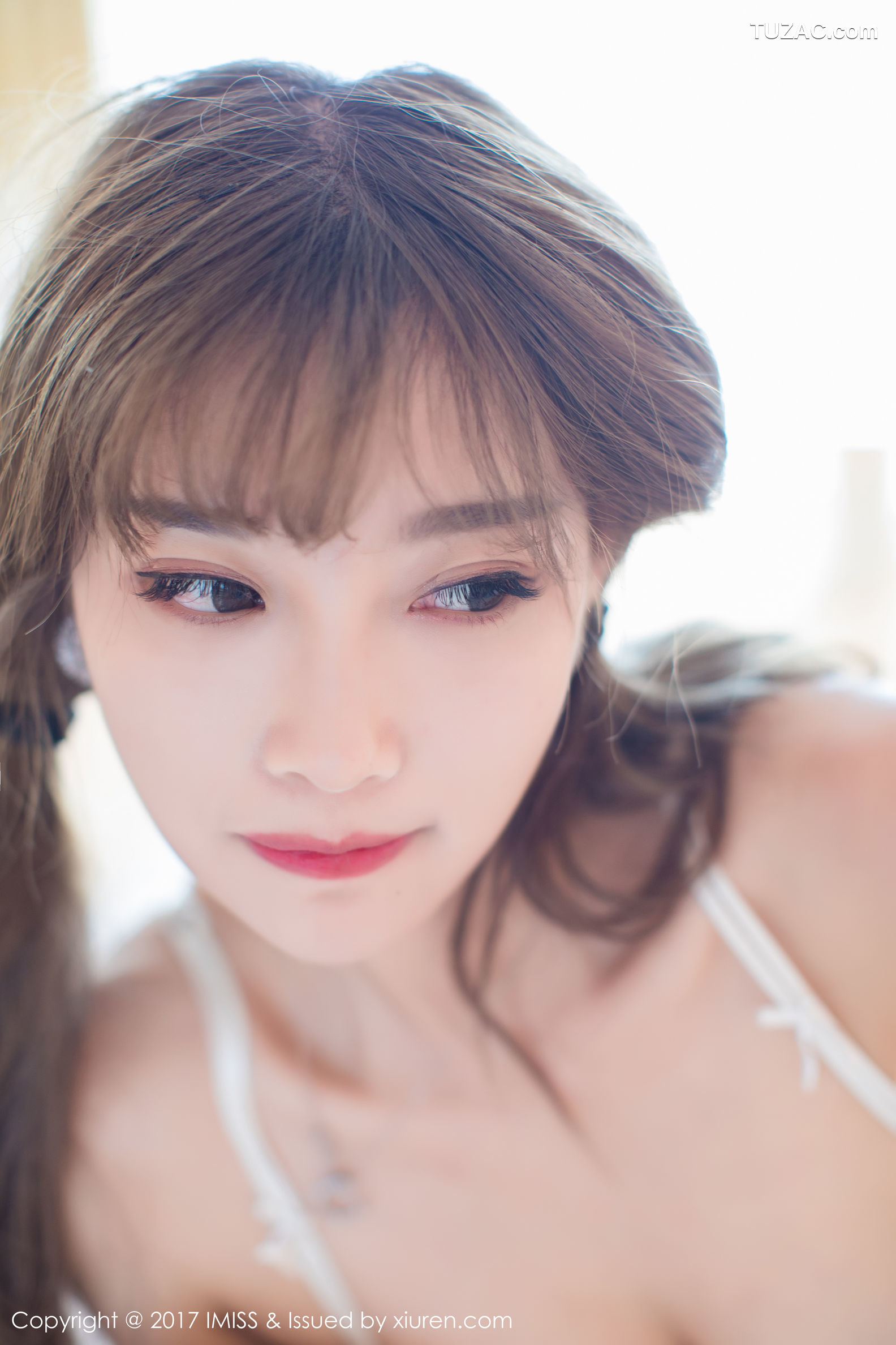 IMiss爱蜜社-183-杨晨晨-塞班岛旅拍-白色蕾丝情趣内衣