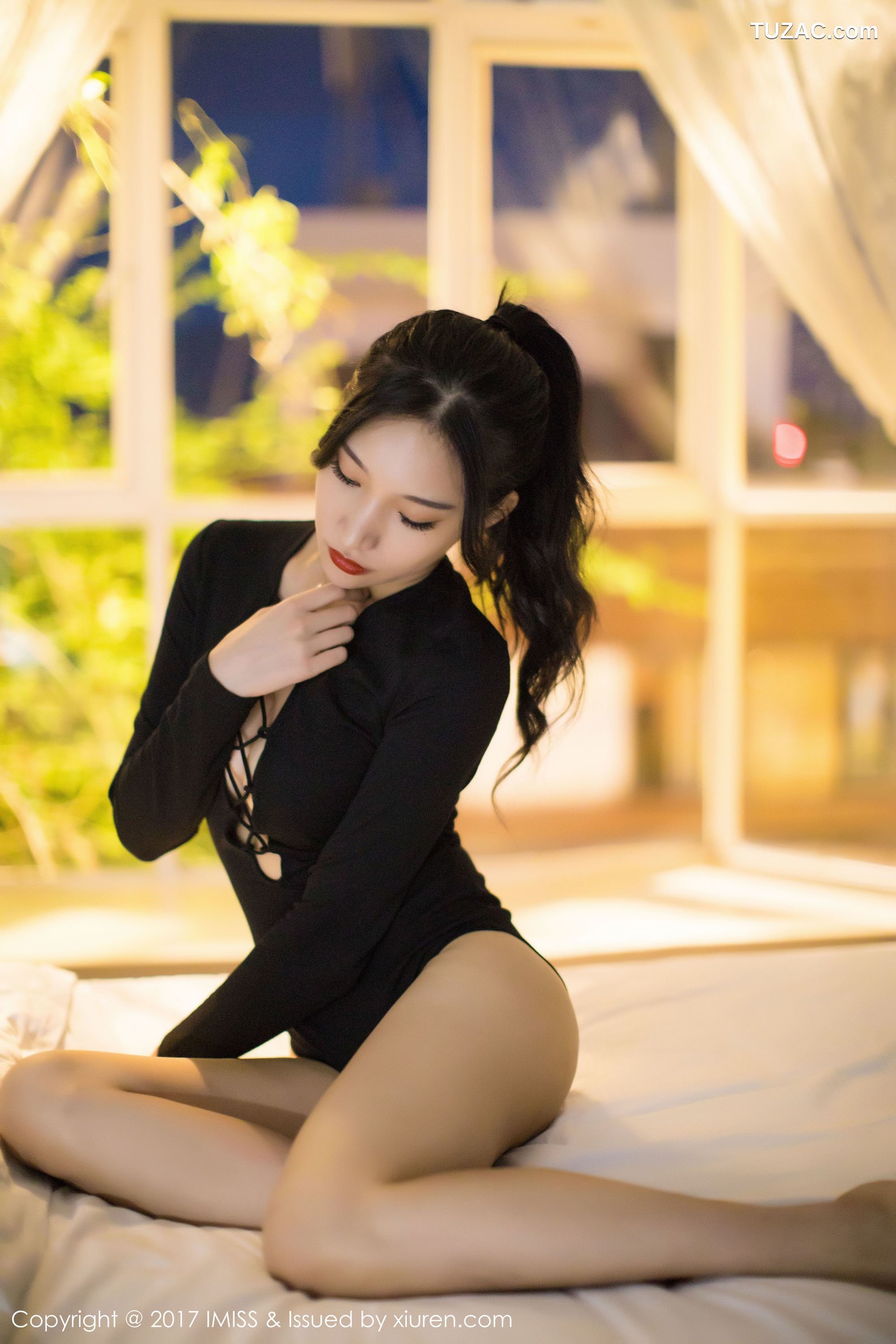 IMiss爱蜜社-194-小狐狸sica-黑色私房性感美腿