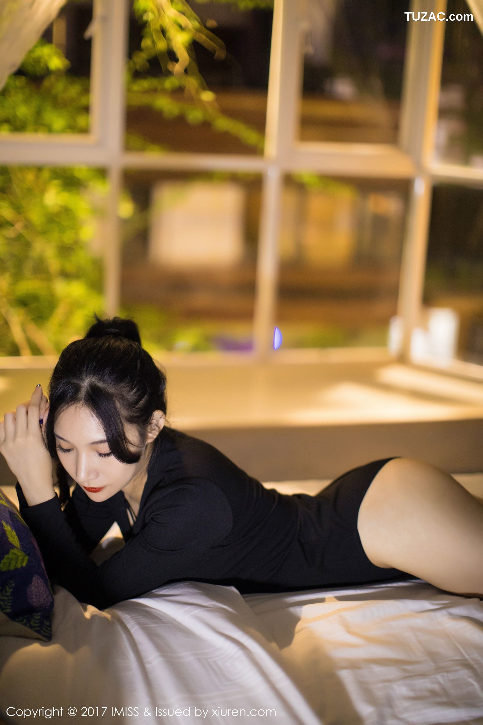 IMiss爱蜜社-194-小狐狸sica-黑色私房性感美腿