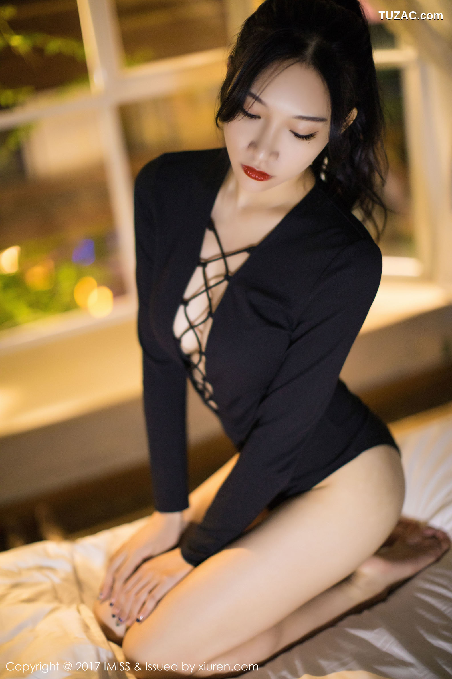 IMiss爱蜜社-194-小狐狸sica-黑色私房性感美腿