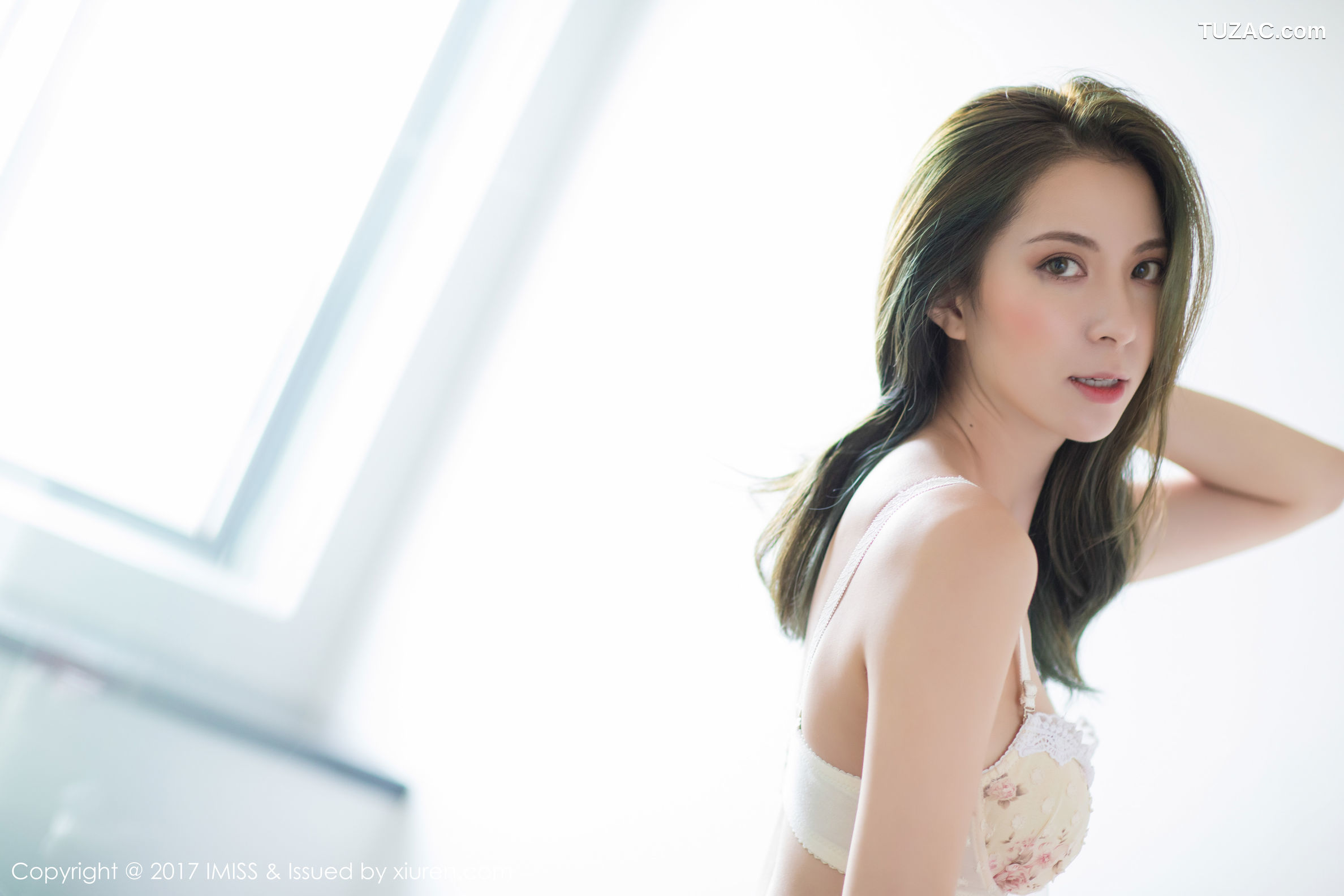 IMiss爱蜜社-204-Carry-气质美女居家私房内衣系列