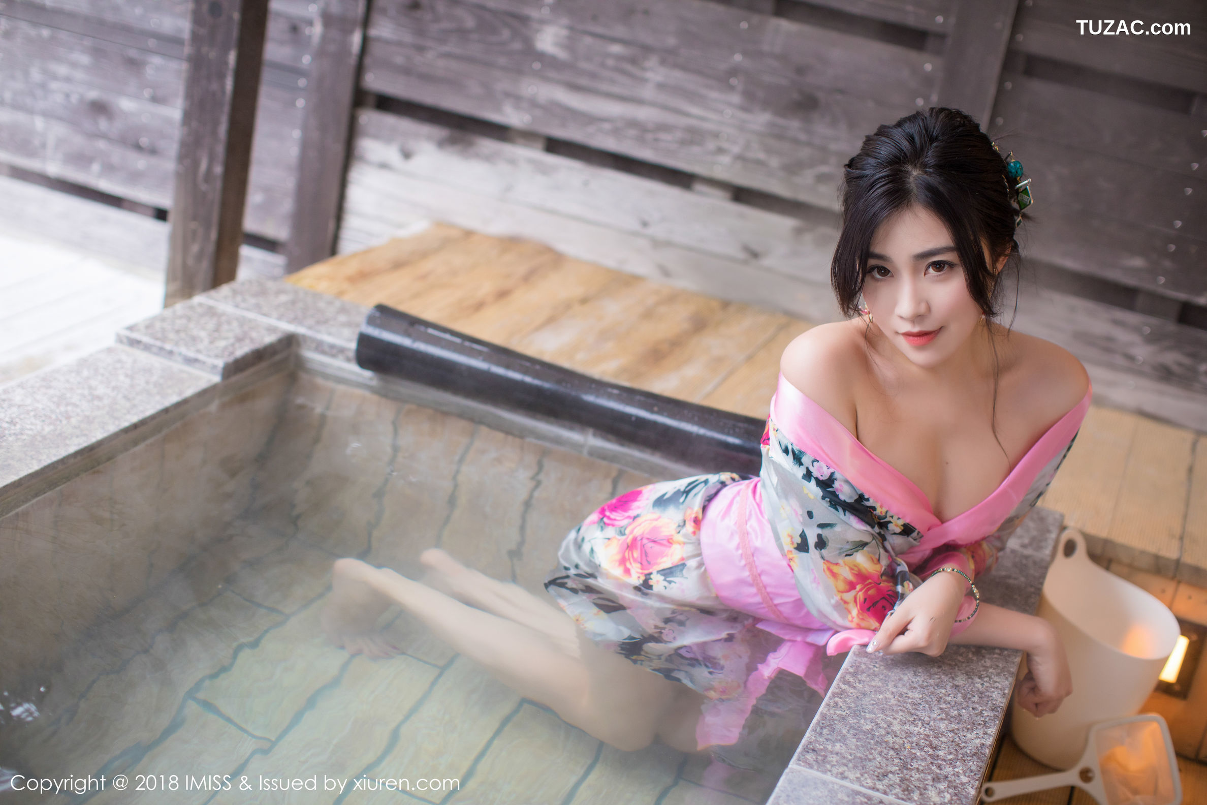 IMiss爱蜜社-221-许诺-北海道旅拍-第二辑-浴池和服蕾丝美腿