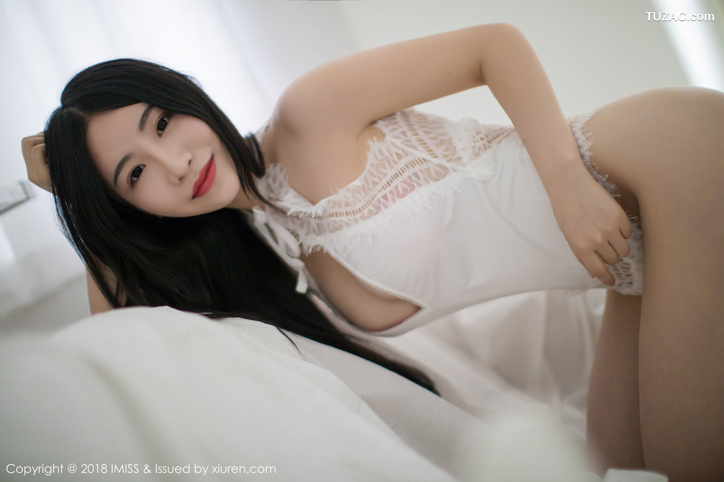 IMiss爱蜜社-249-绯月樱-白色蕾丝高叉连体衣