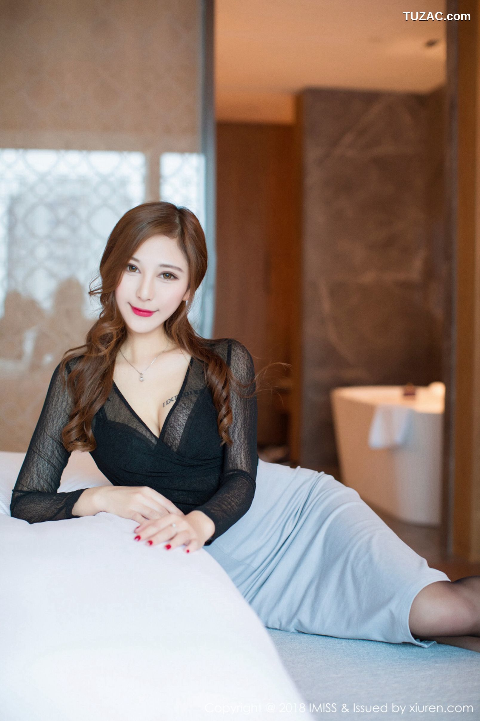 IMiss爱蜜社-269-Cccil-黑丝OL制服黑色内衣