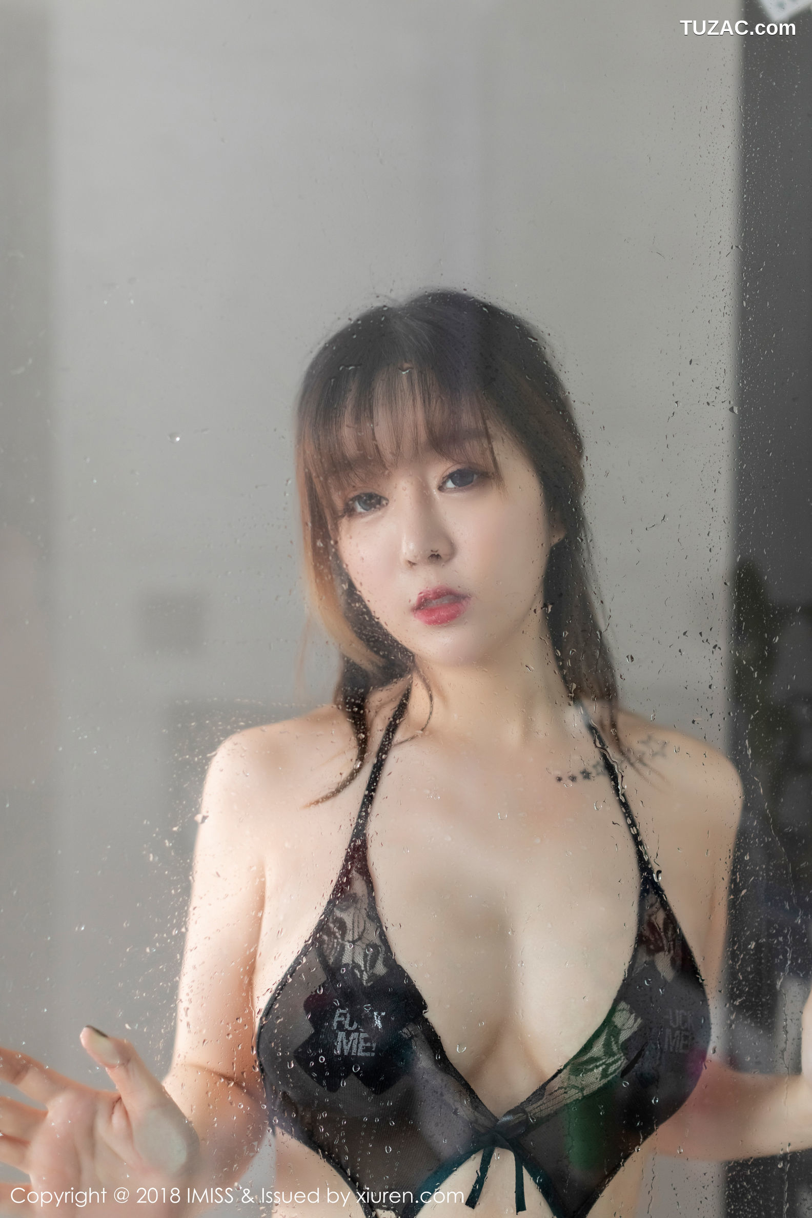 IMiss爱蜜社-310-王雨纯-全裸上身豪乳胶带遮点黑丝