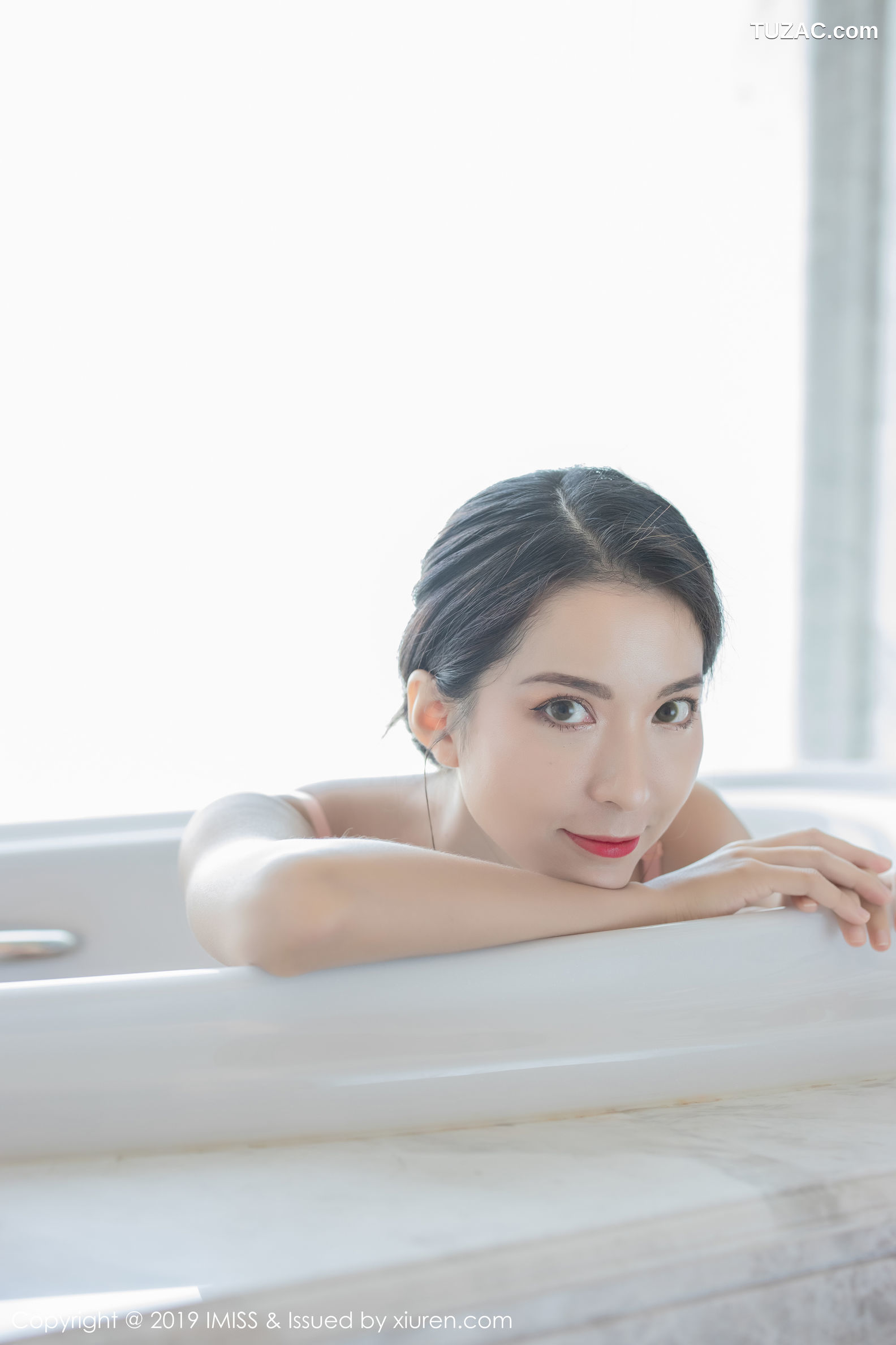 IMiss爱蜜社-416-Carry-花色连身裙朦胧肉丝粉色内衣