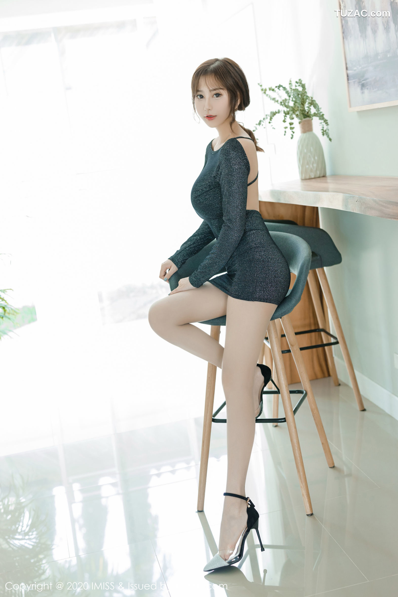 IMiss爱蜜社-455-Lavinia肉肉-泰国清迈旅拍-黑色内衣