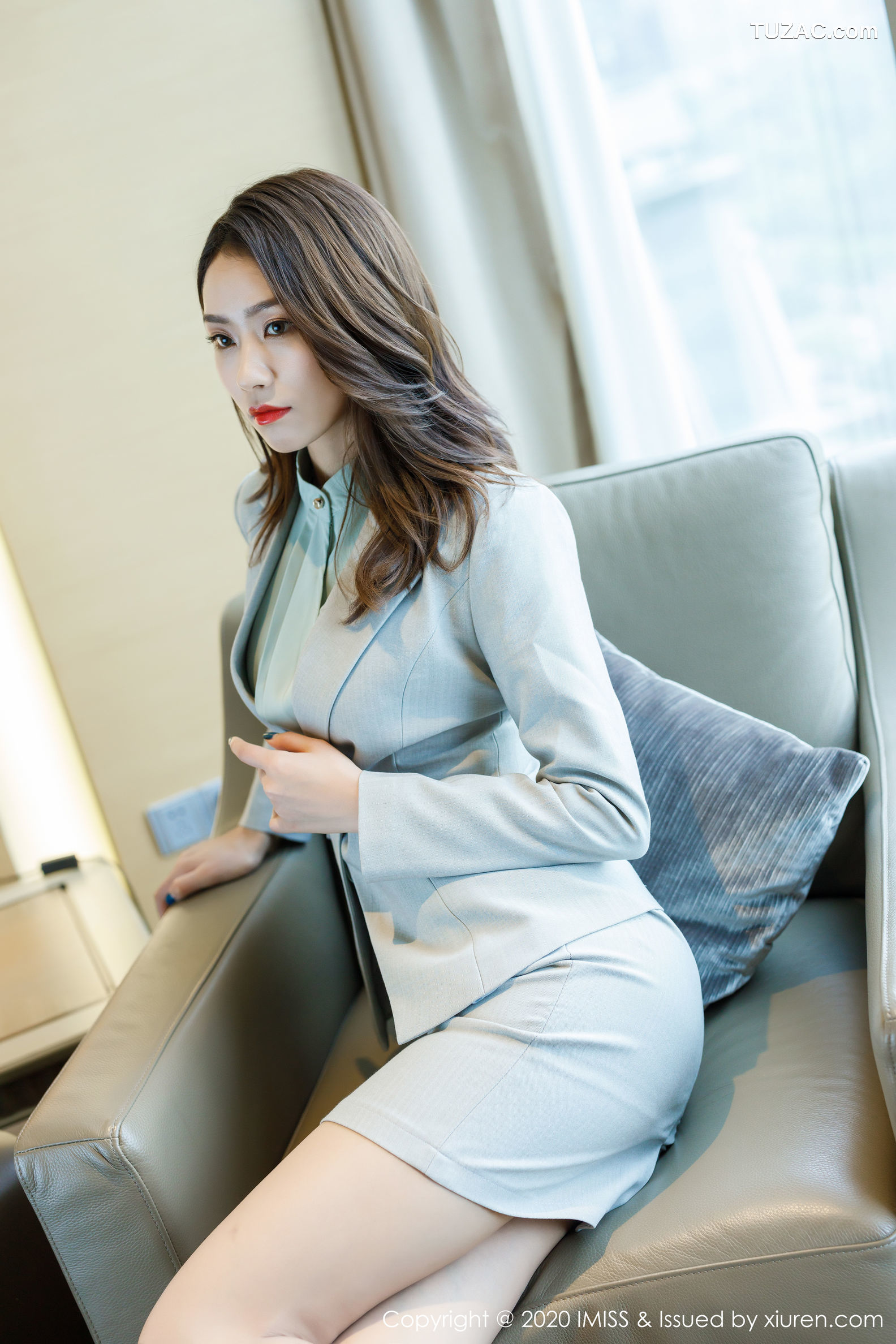 IMiss爱蜜社-466-方子萱-职业秘书装蕾丝内衣