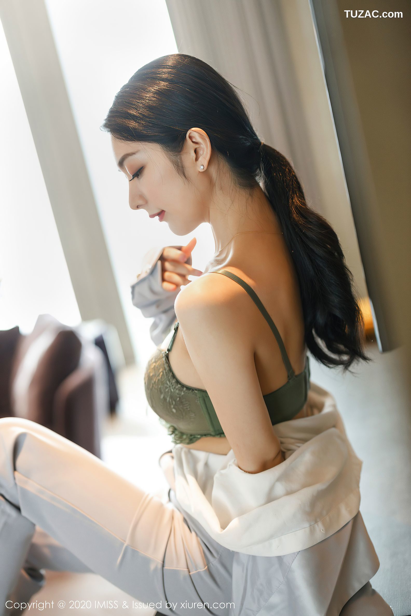 IMiss爱蜜社-483-小热巴-飒爽干练西装性感内衣